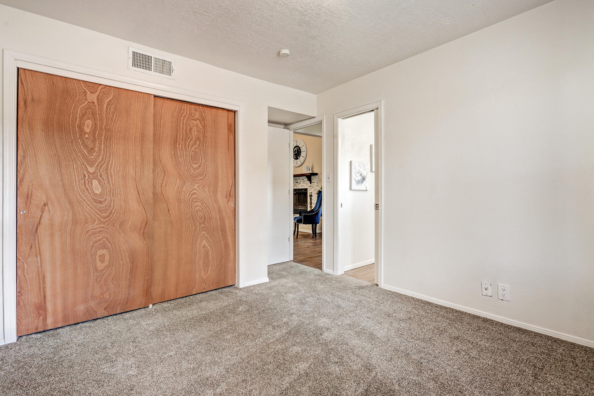 1600 ROSEWOOD Avenue NW