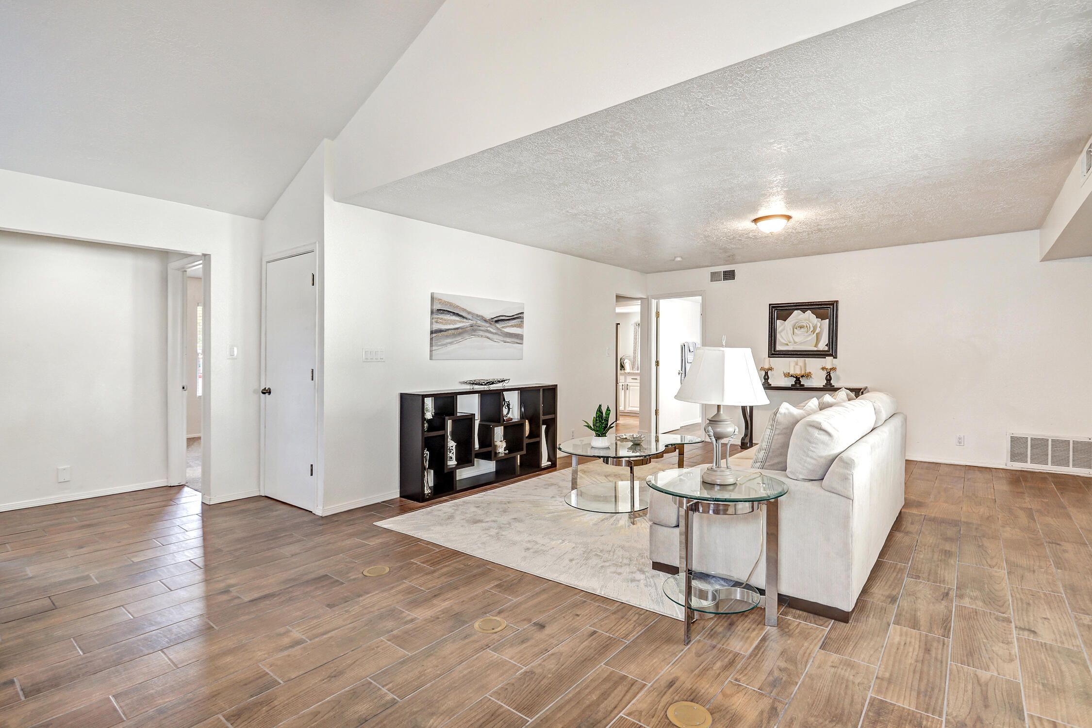 1600 ROSEWOOD Avenue NW