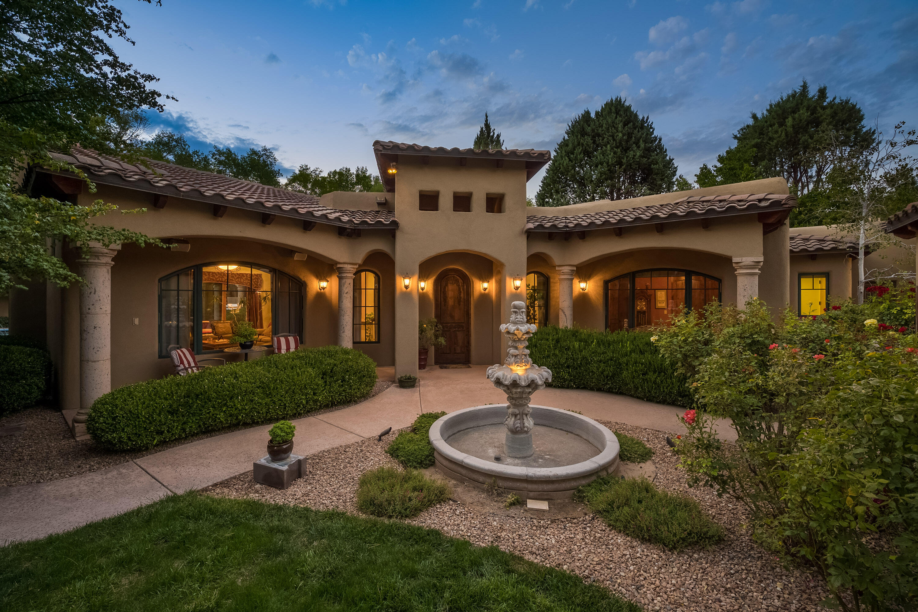 907 LOS PRADOS DE GUADALUPE Drive