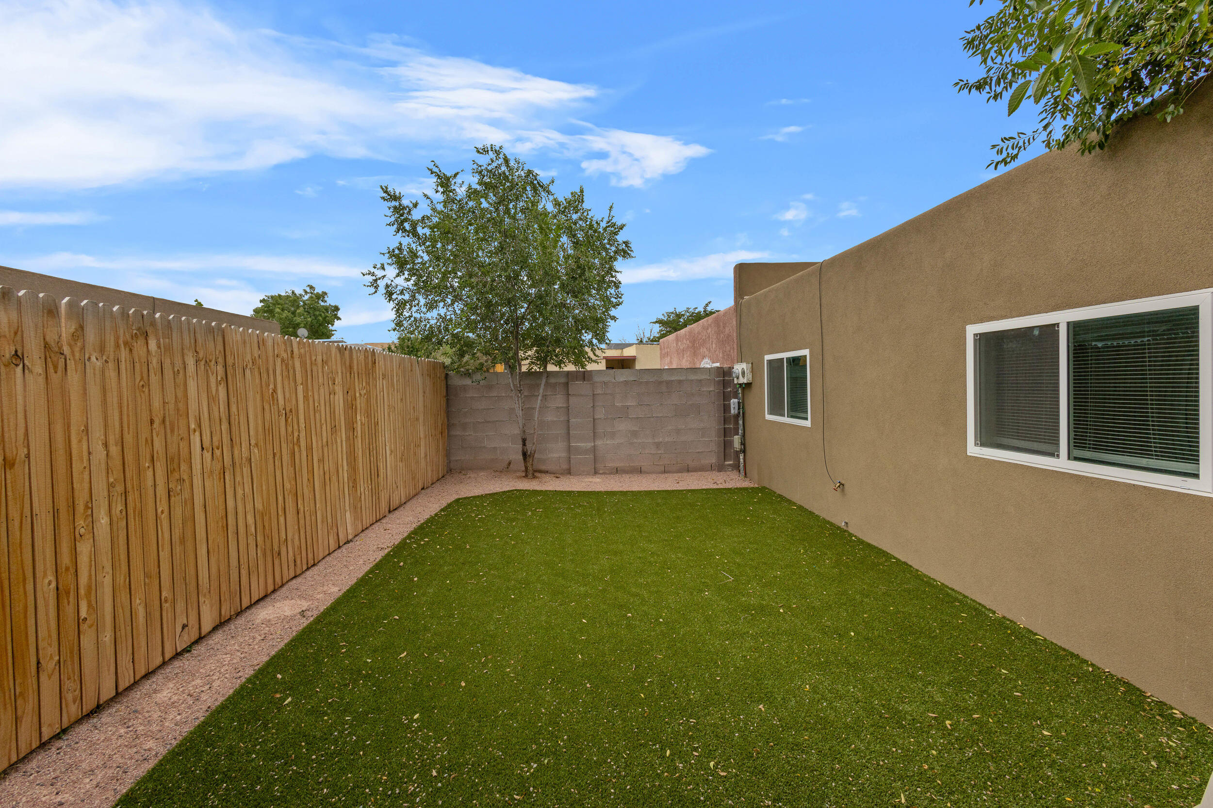 536 DORADO Place SE