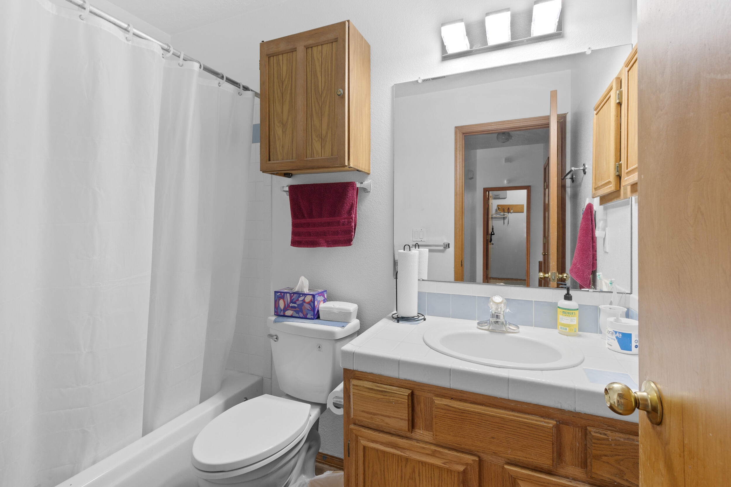 26 CLIFFROSE Trail
