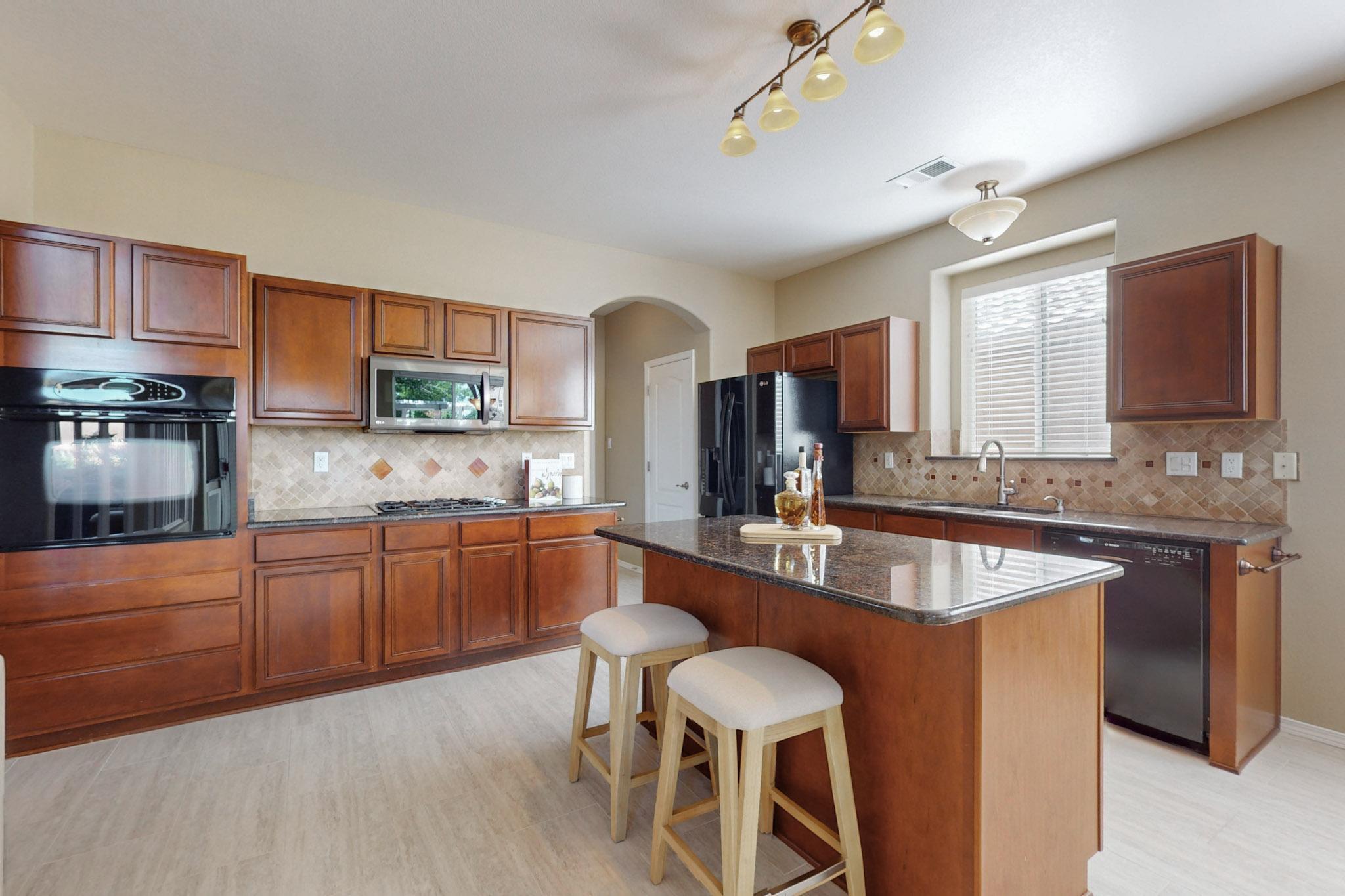 919 COPPERHEAD Court NE