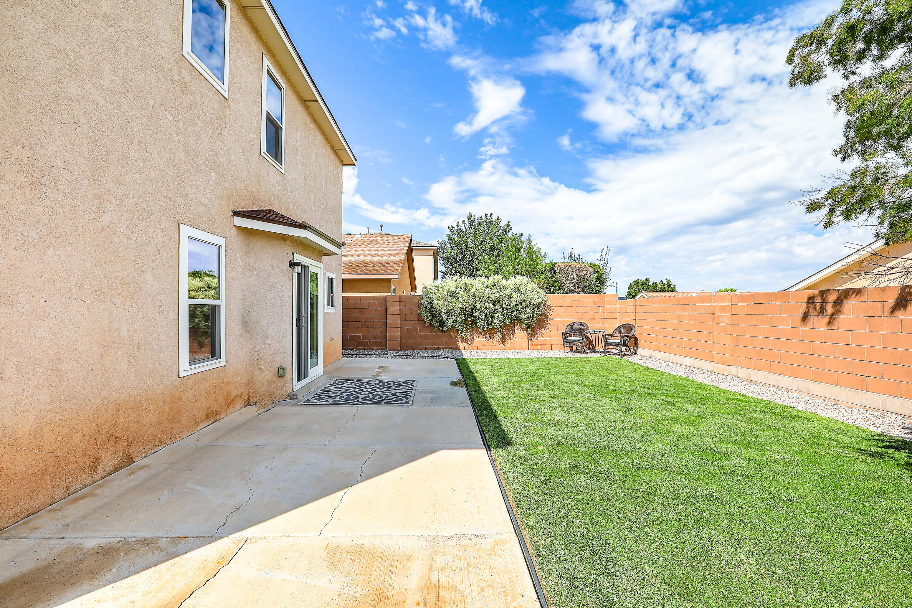 2312 ABBOT Place NW