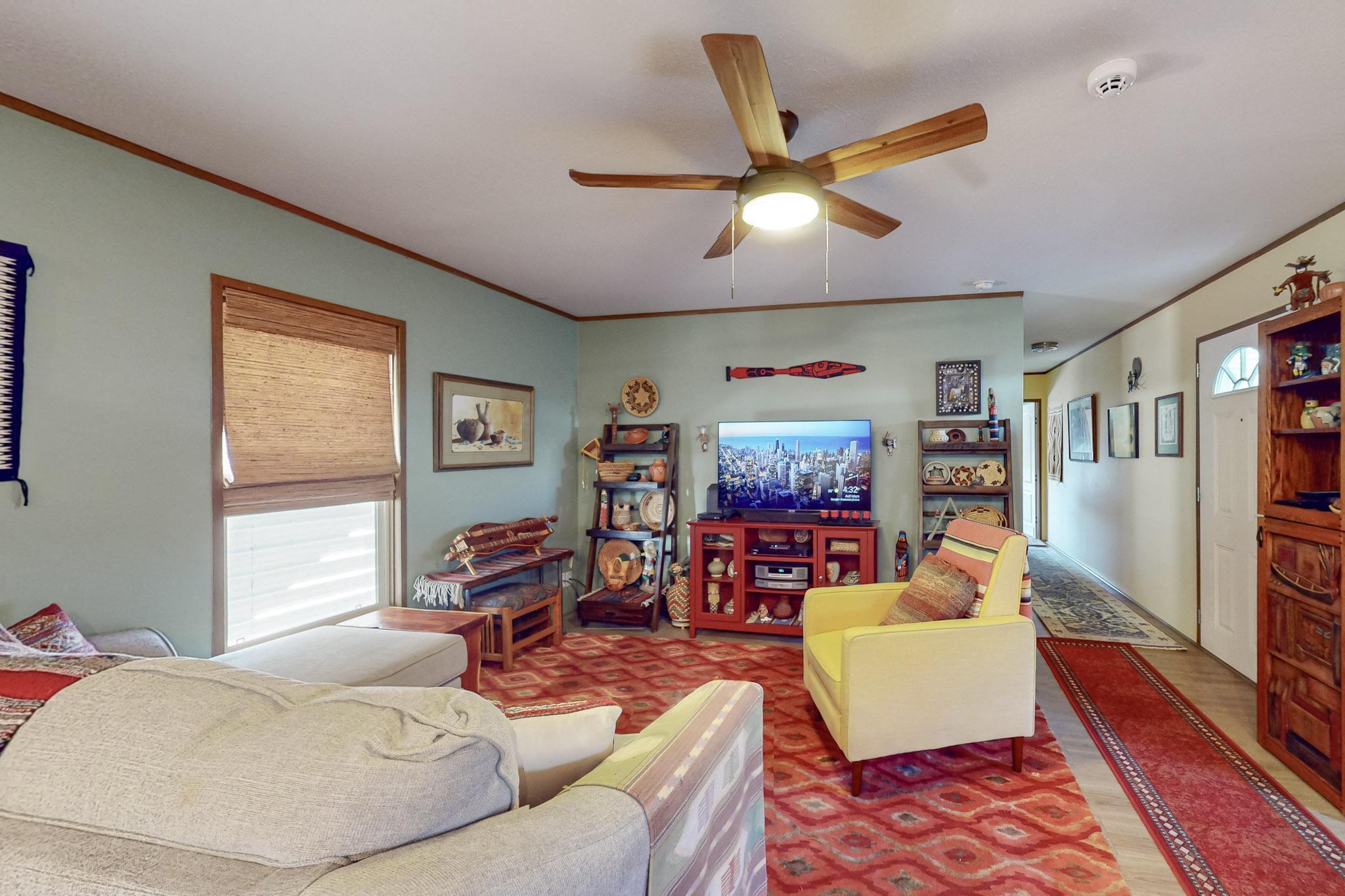 1074 MUSTANG Trail SE