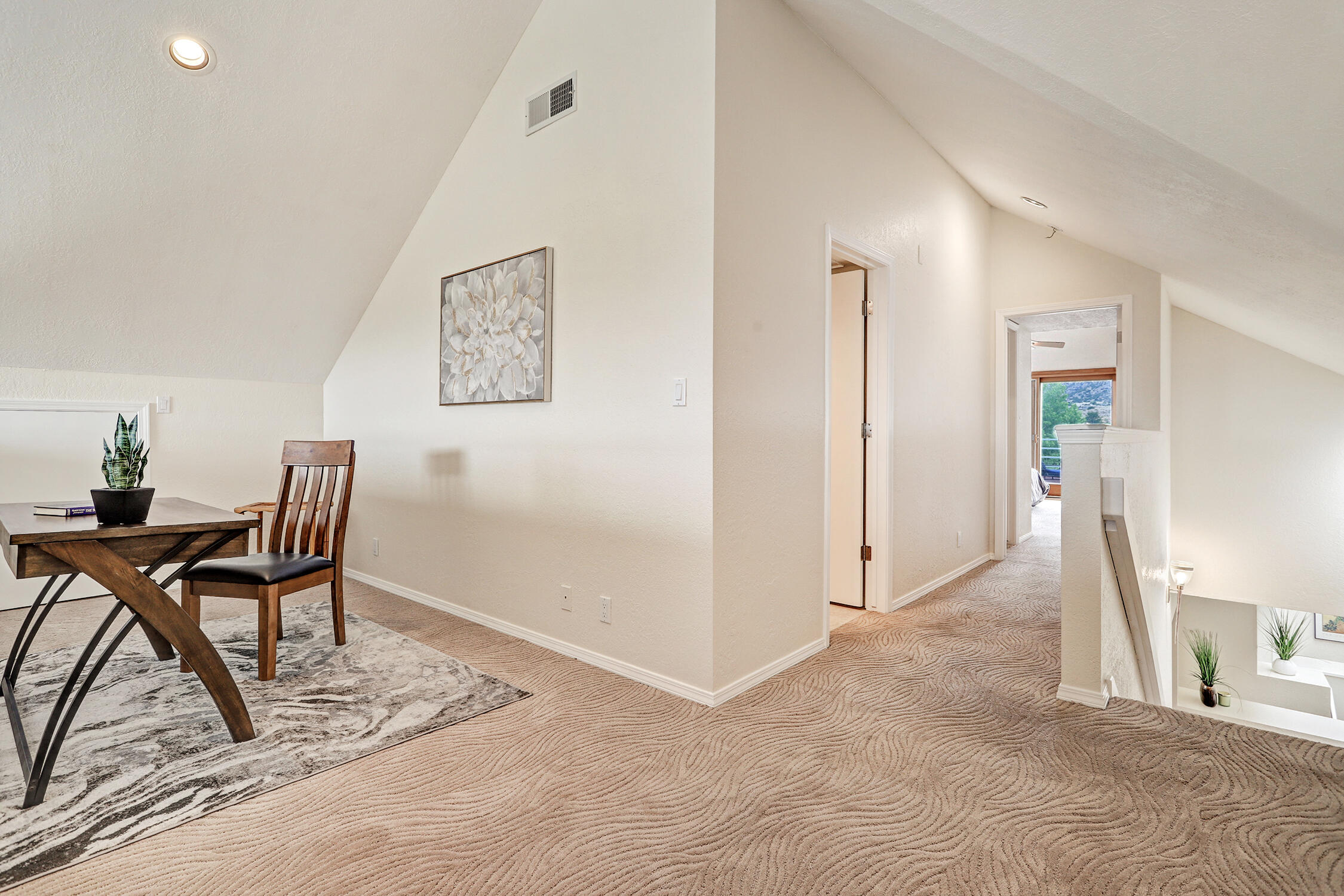 5165 GLENWOOD POINTE Lane NE