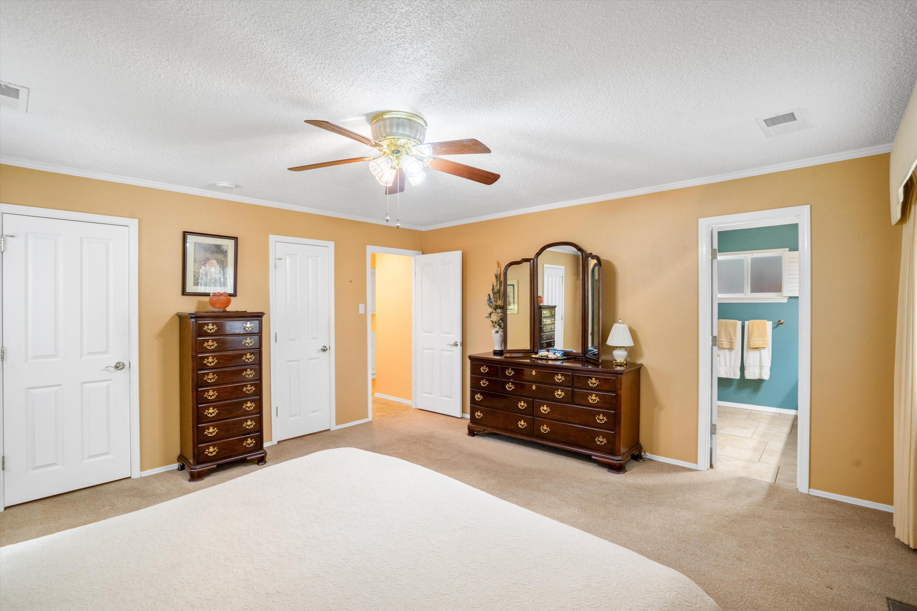 12225 CEDAR RIDGE Drive NE