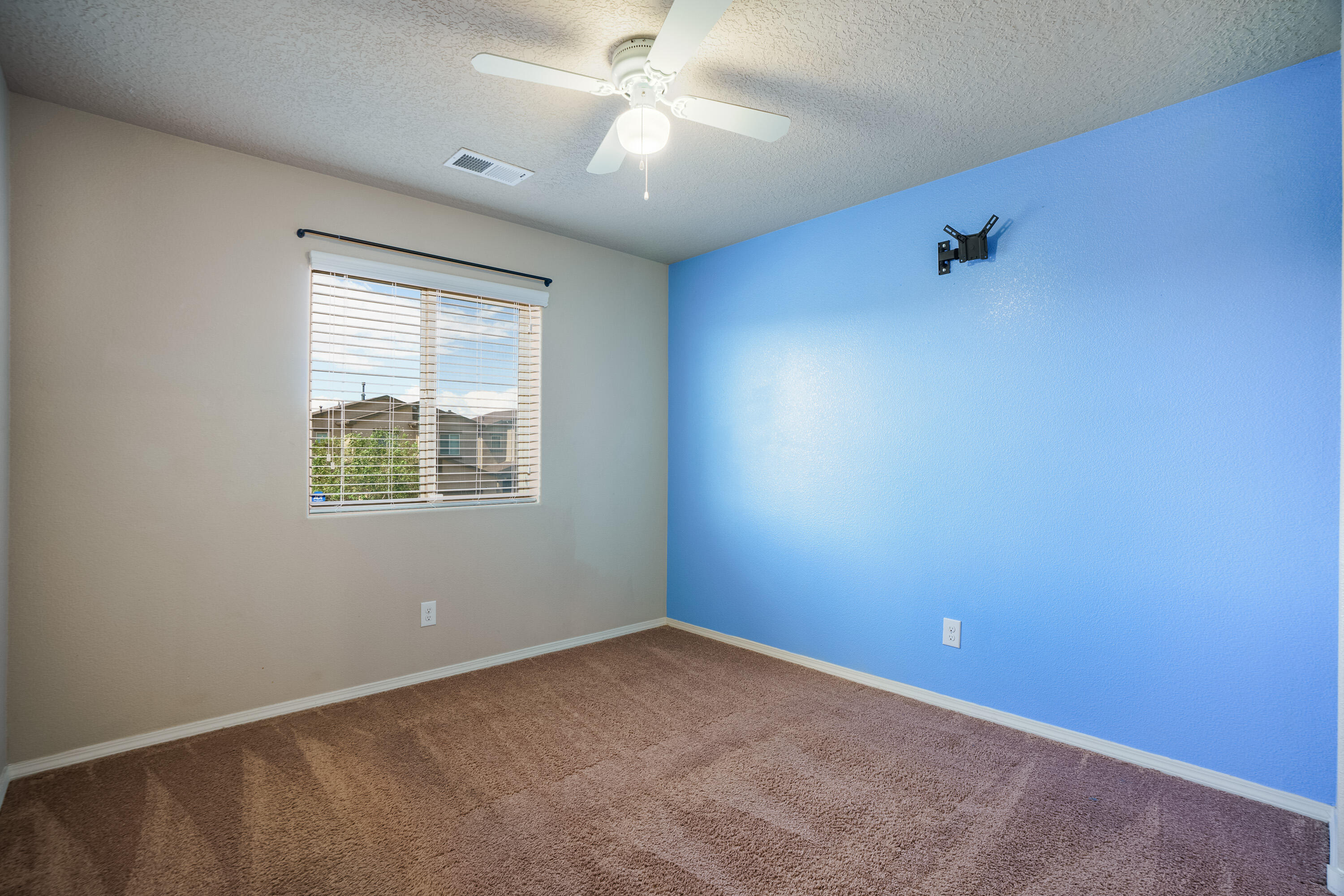 9300 SILVER MESA Street NW