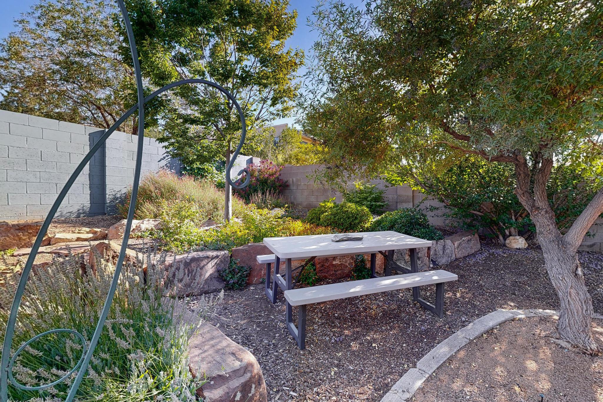 11309 BAJA Drive NE