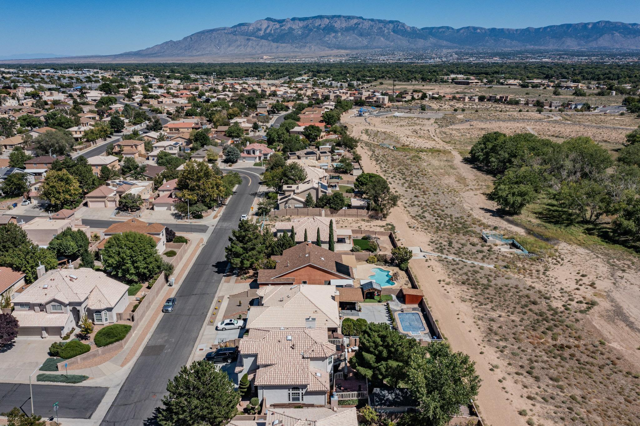 4122 RANCHO CENTRO NW