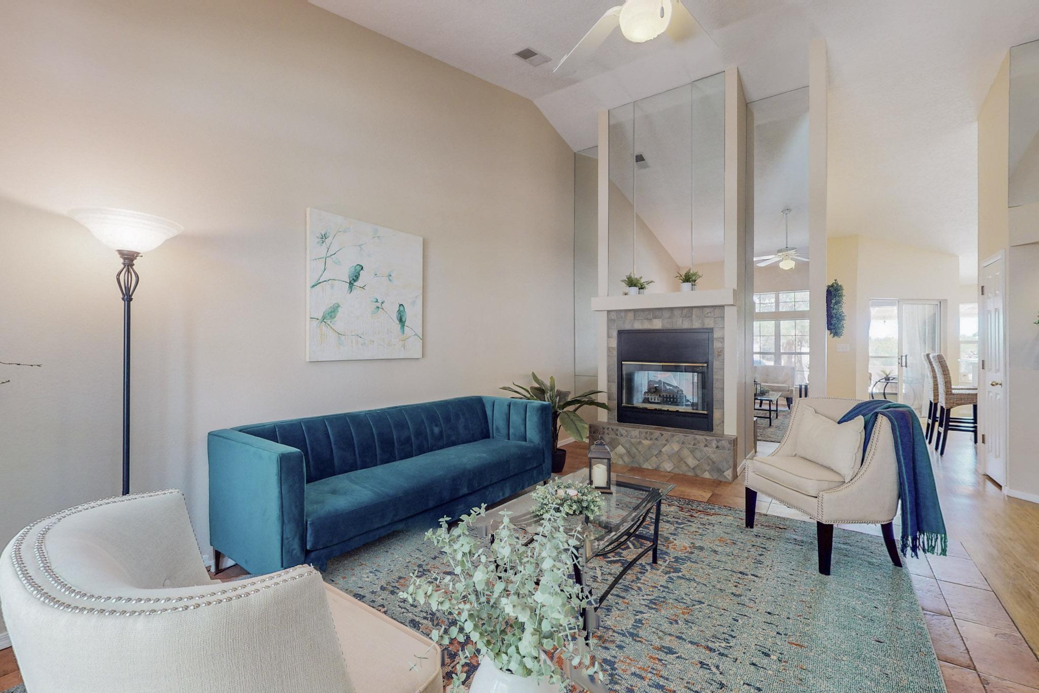 4122 RANCHO CENTRO NW