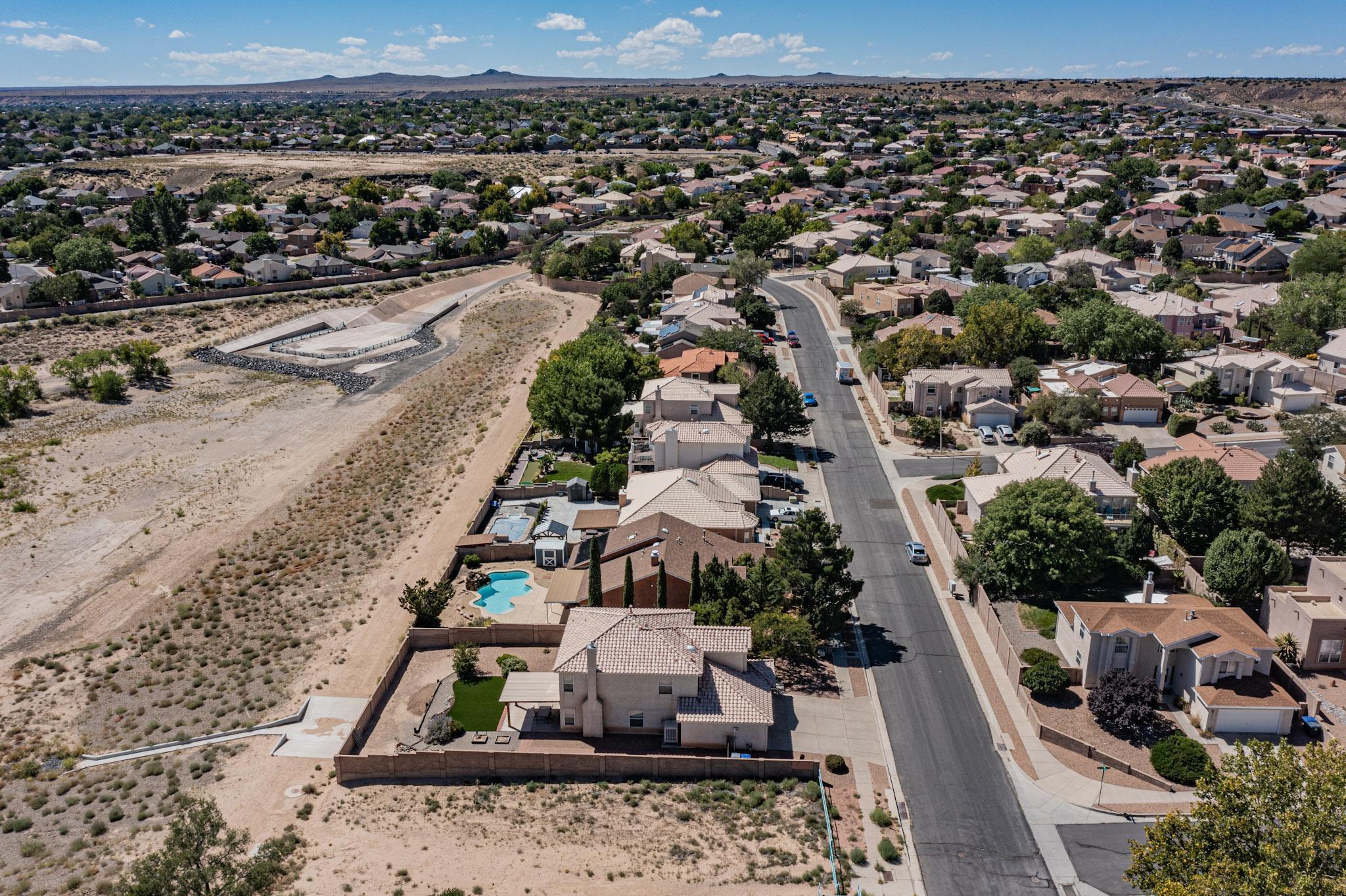 4122 RANCHO CENTRO NW
