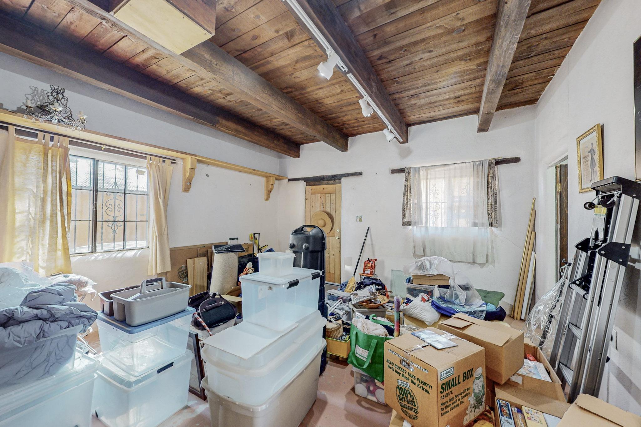 324 N 3RD Street