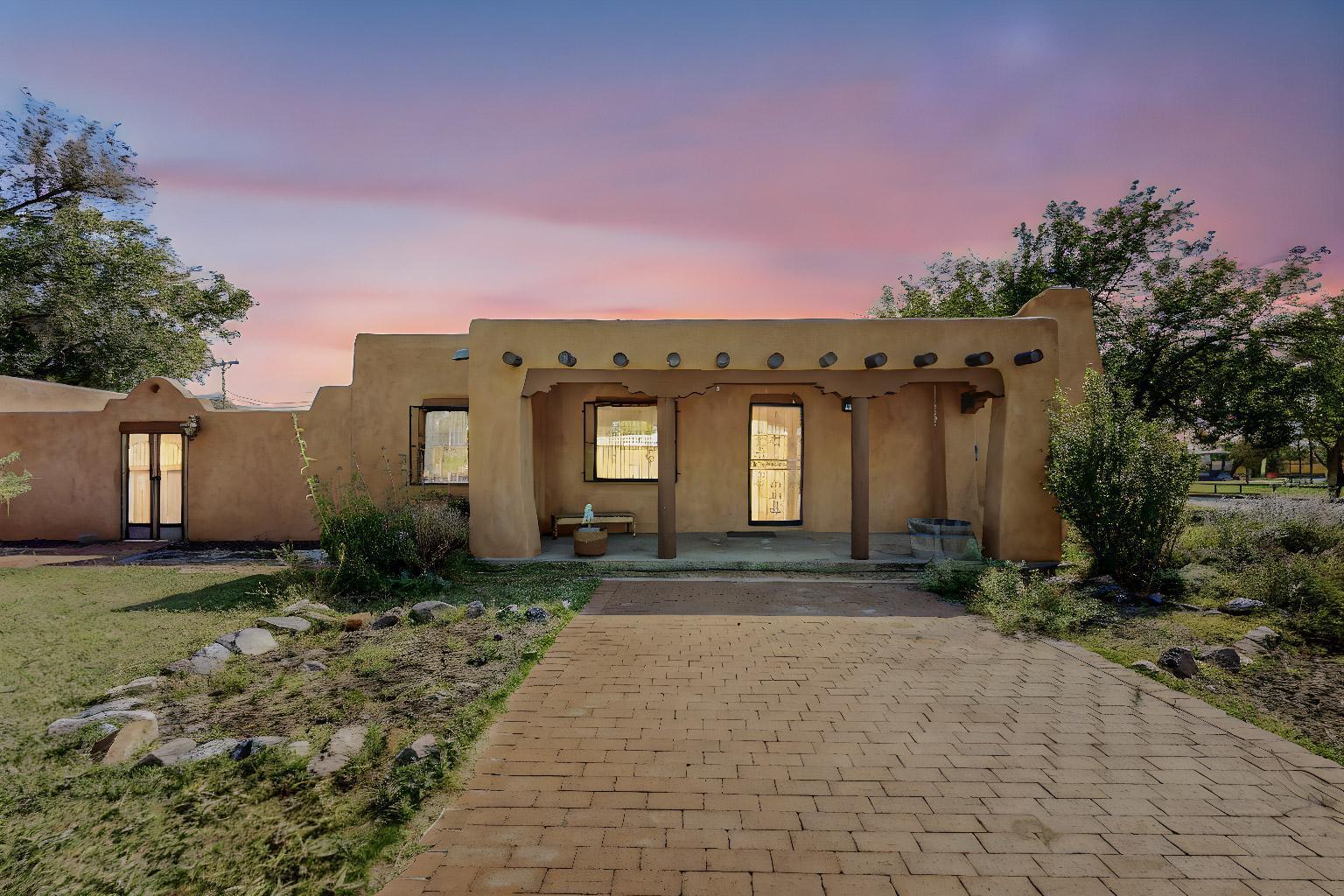 324 N 3RD Street