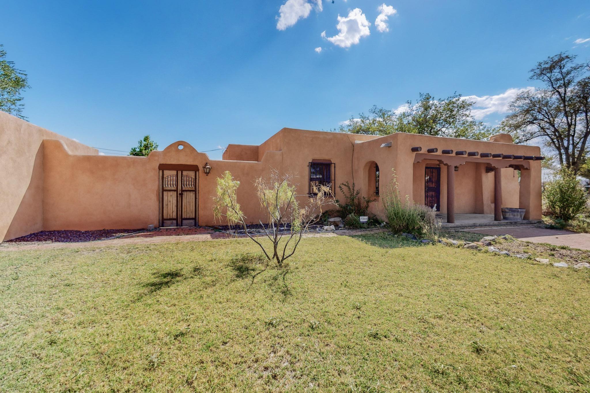 324 N 3RD Street