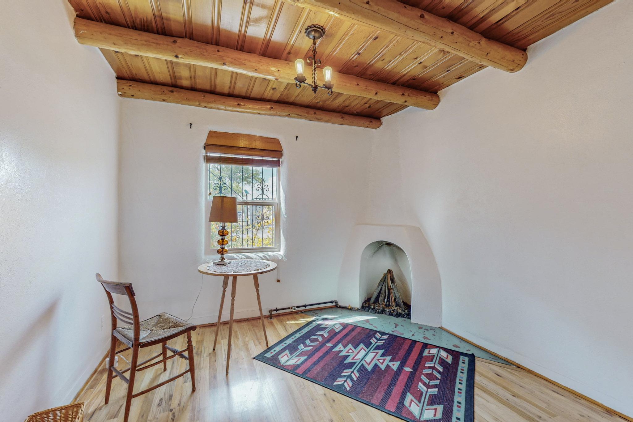 324 N 3RD Street