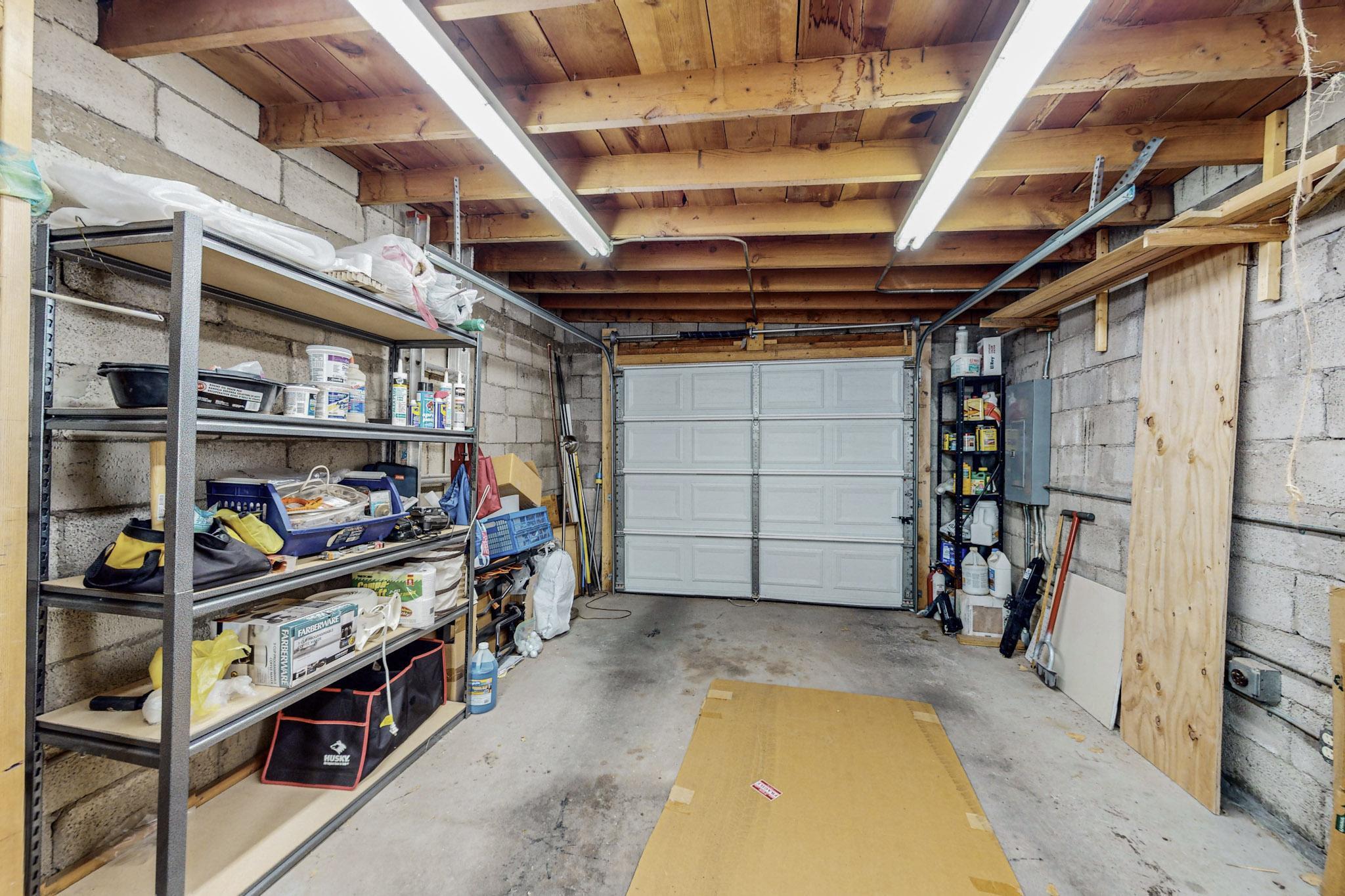 324 N 3RD Street