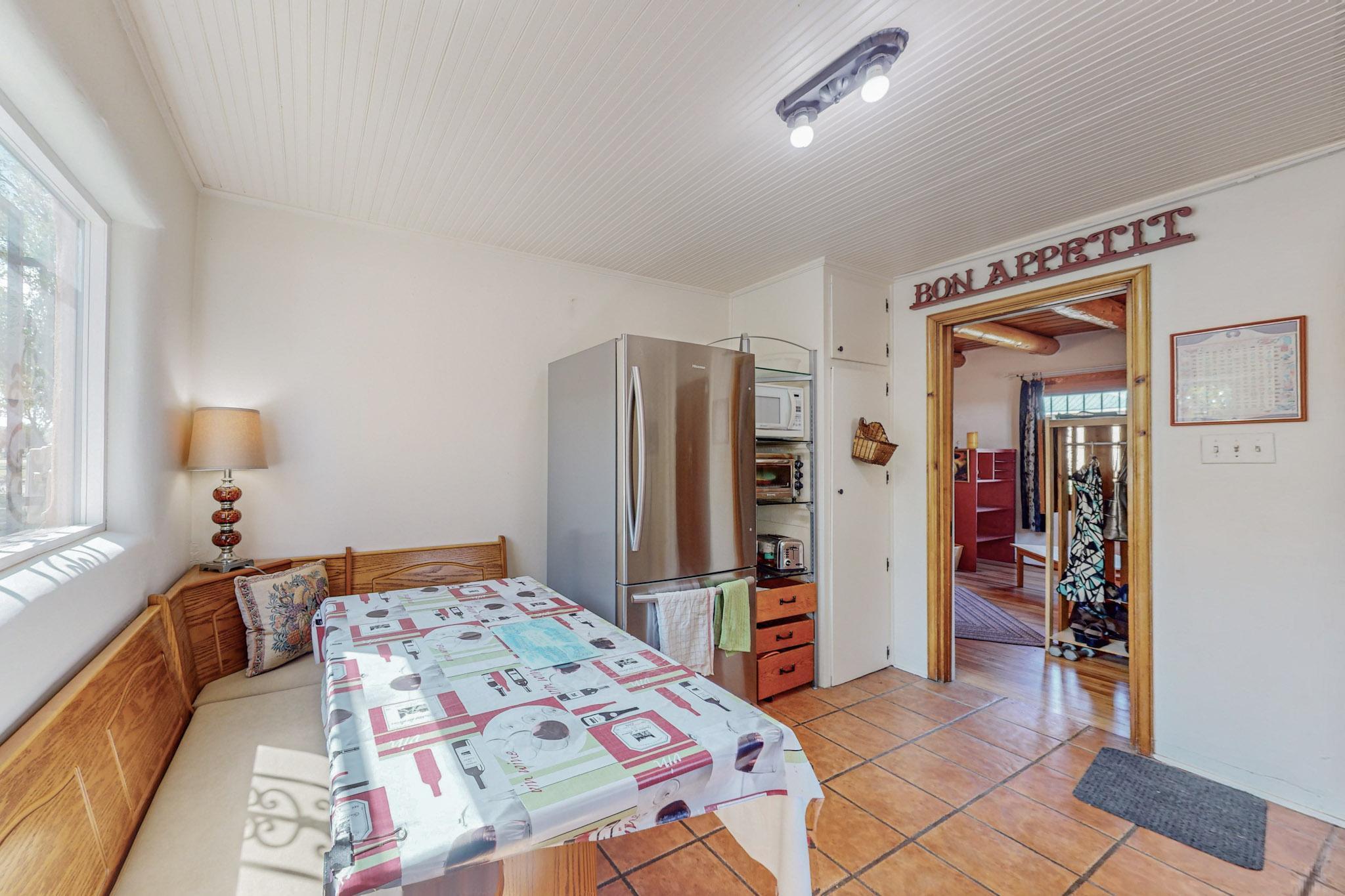 324 N 3RD Street