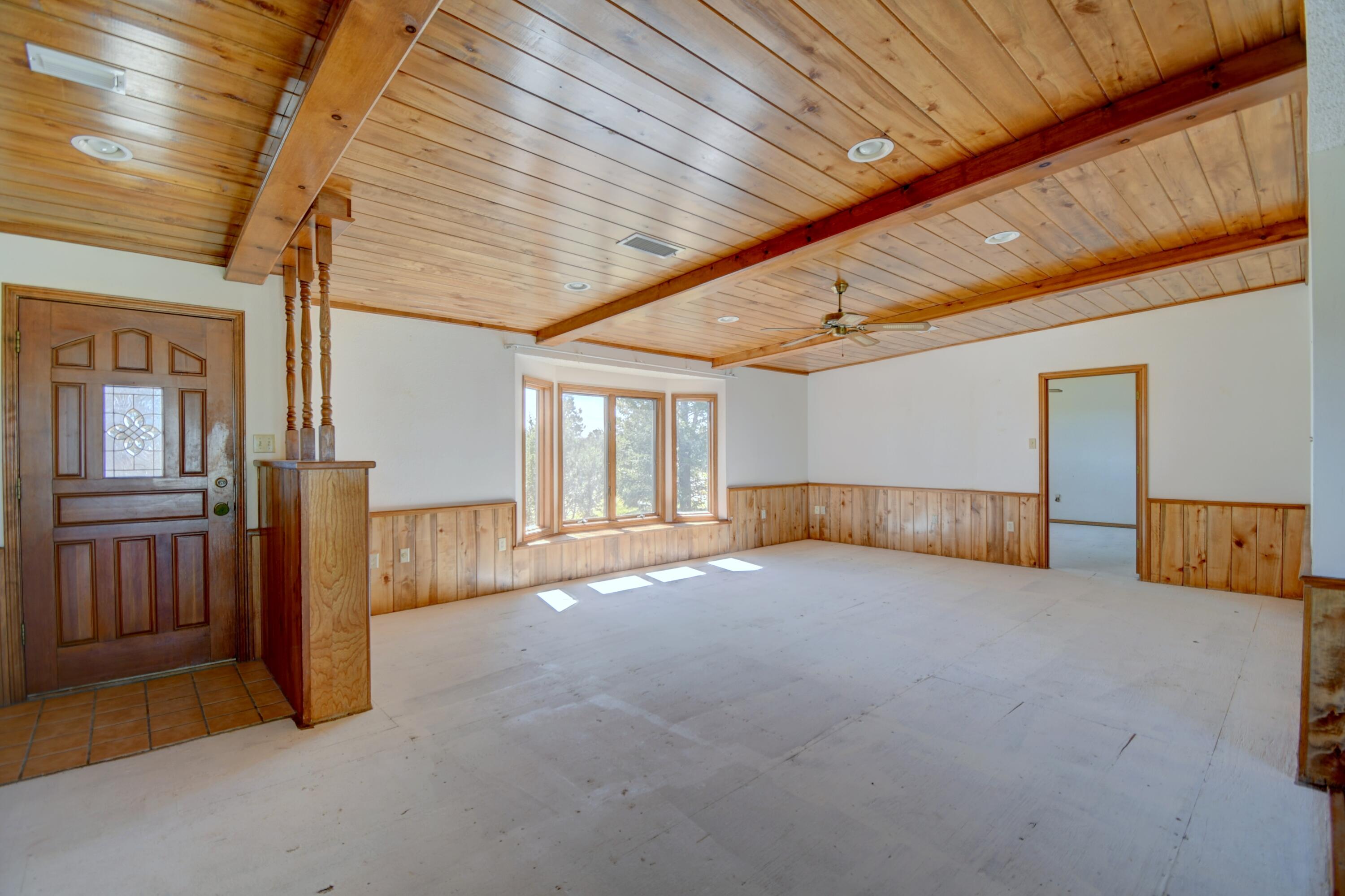 155 RABBIT RUN Court