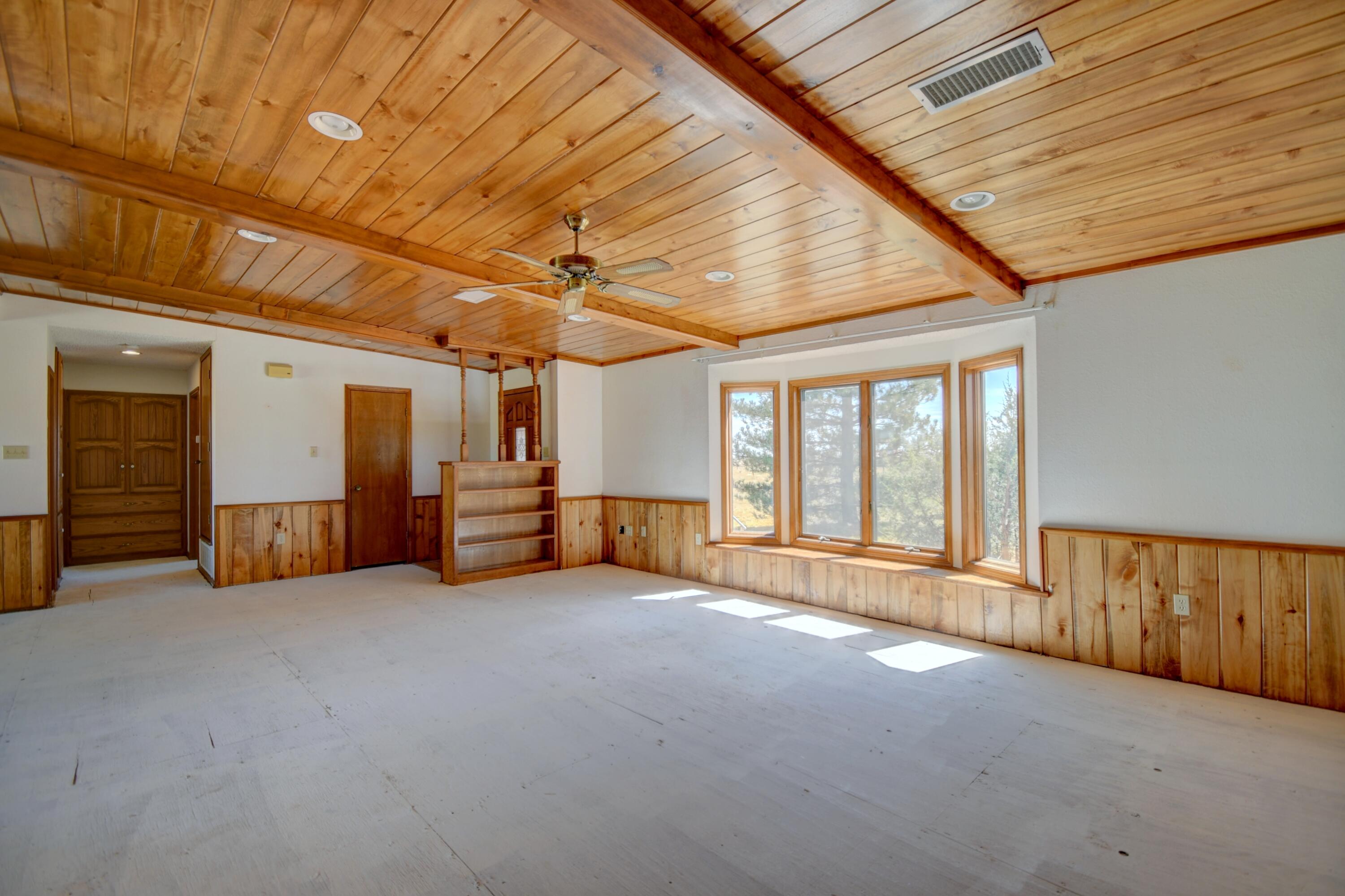 155 RABBIT RUN Court