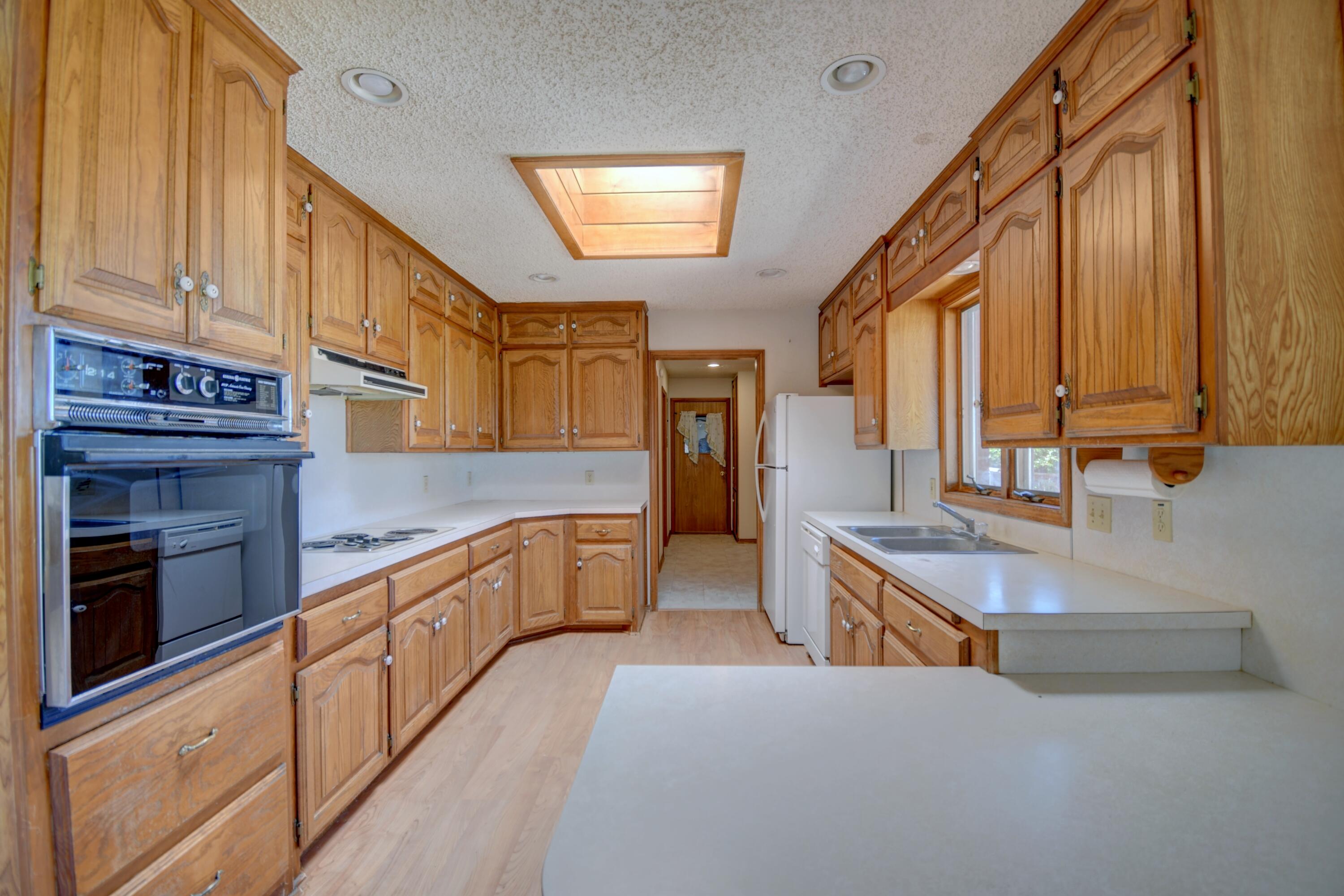 155 RABBIT RUN Court