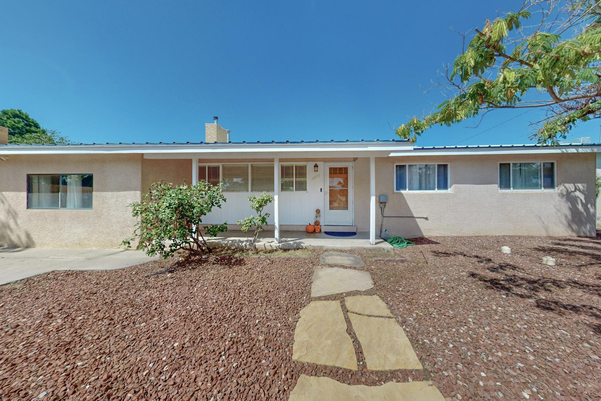 2825 CUERVO Drive NE