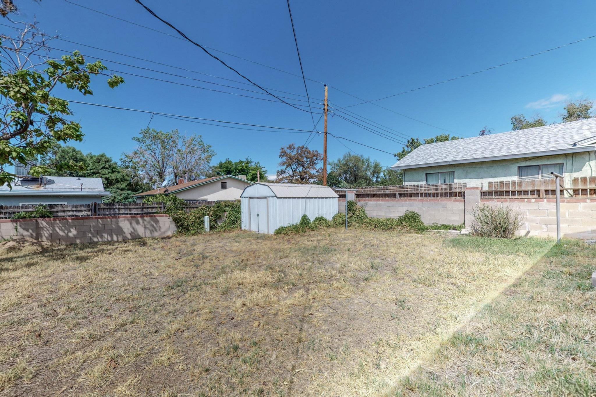 2825 CUERVO Drive NE