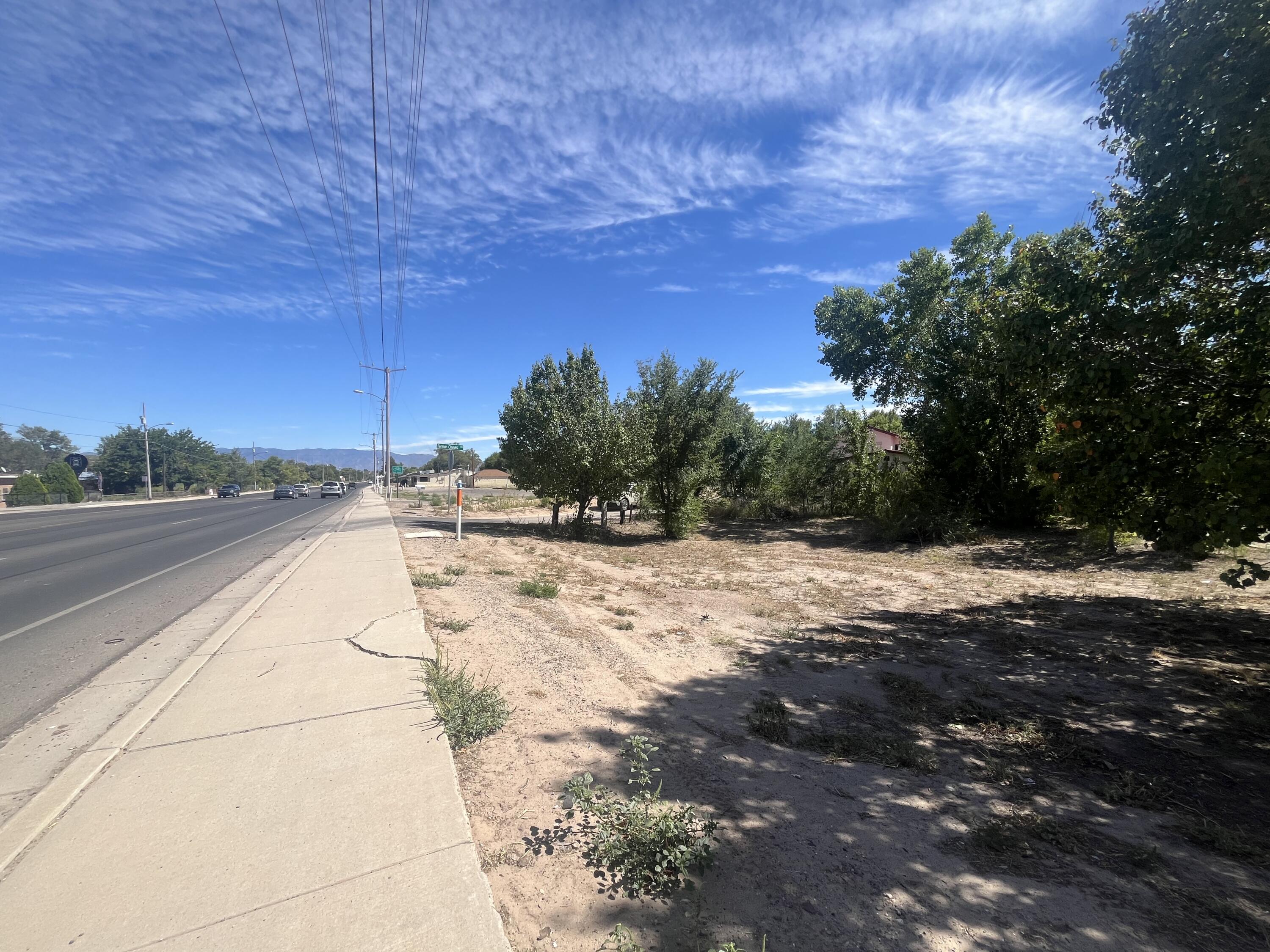 OFF E RIVER RD Road