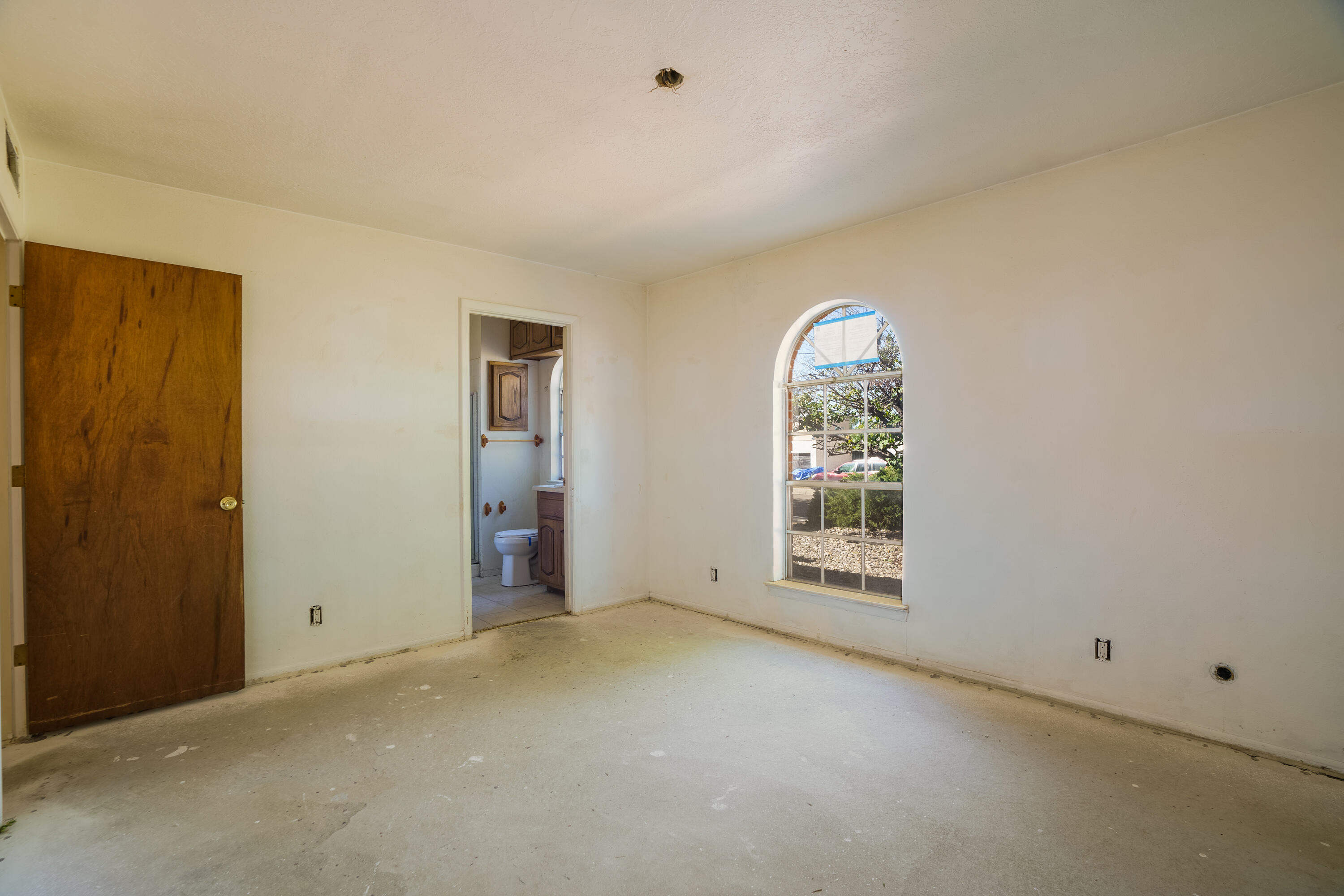 1708 KIRBY Street NE