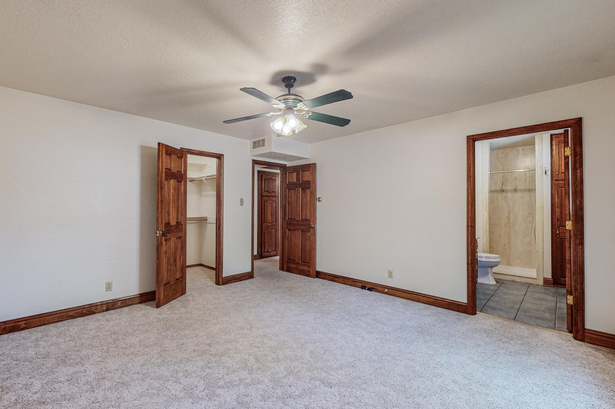 1122 ALAMEDA Road