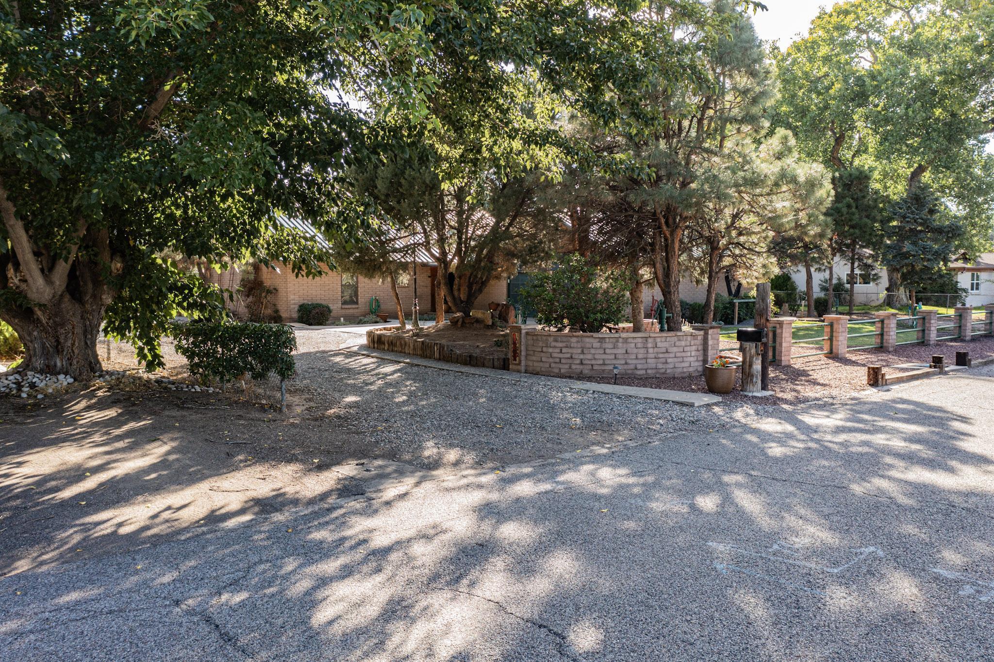 1122 ALAMEDA Road