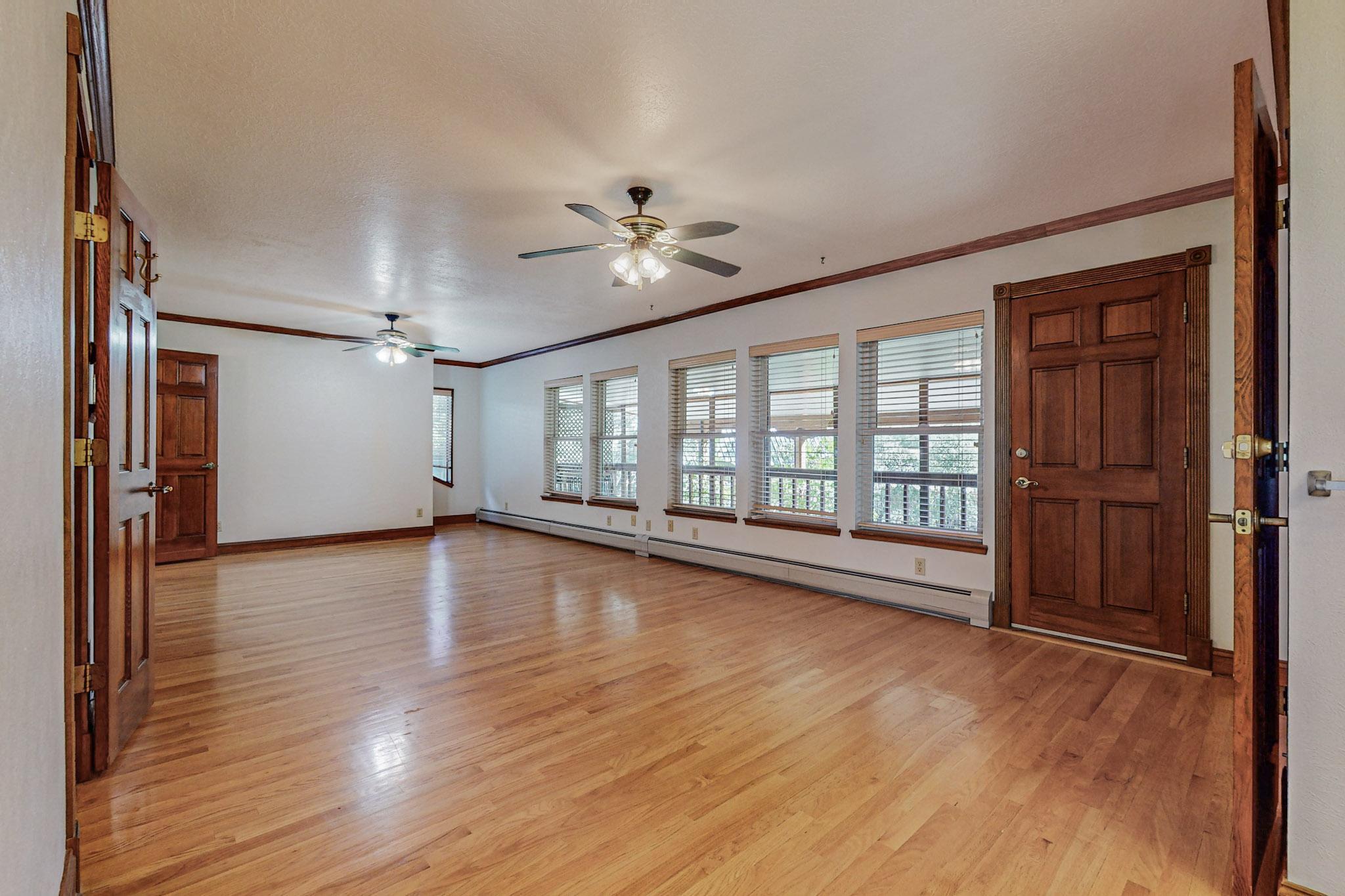 1122 ALAMEDA Road