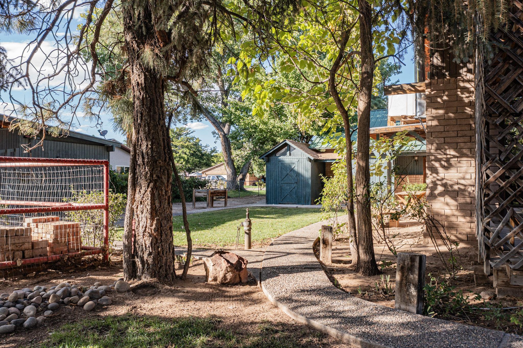 1122 ALAMEDA Road