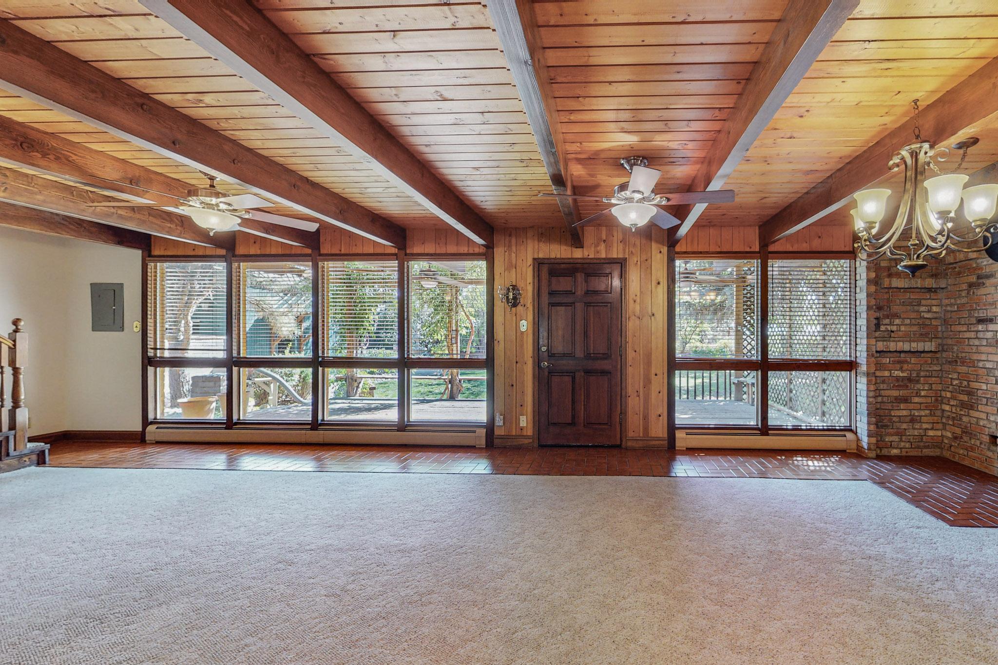 1122 ALAMEDA Road