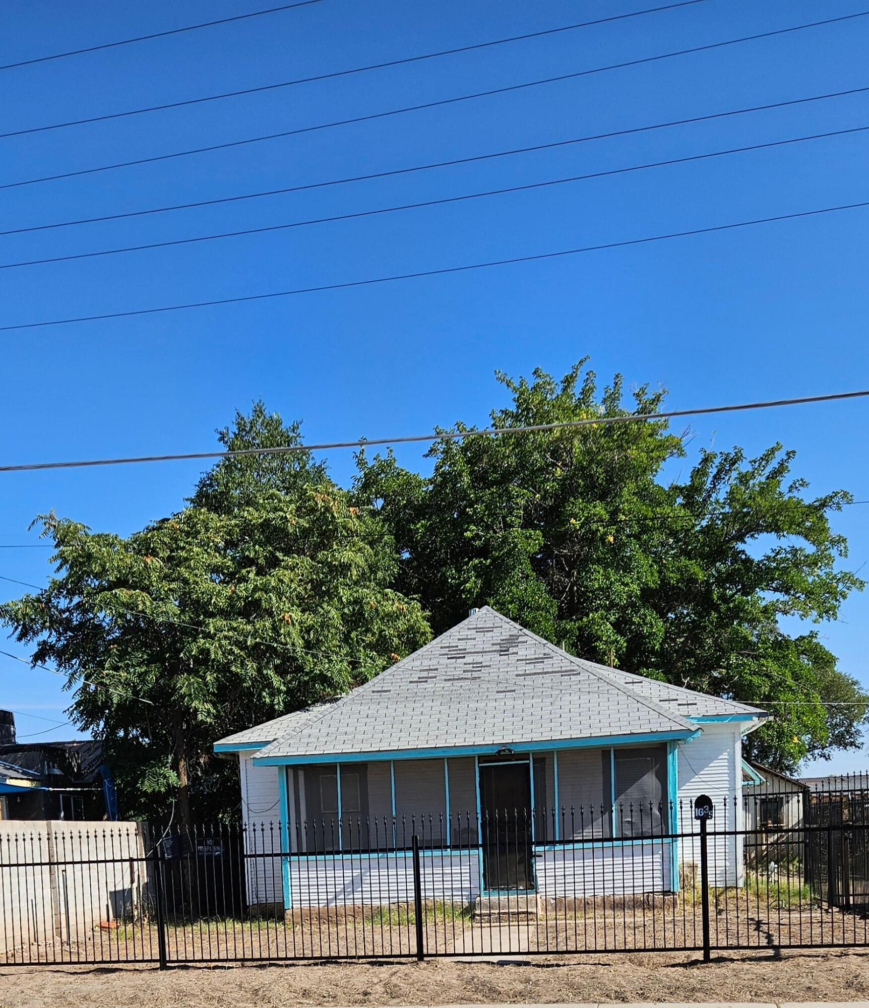 1635 FIVE POINTS Road SW