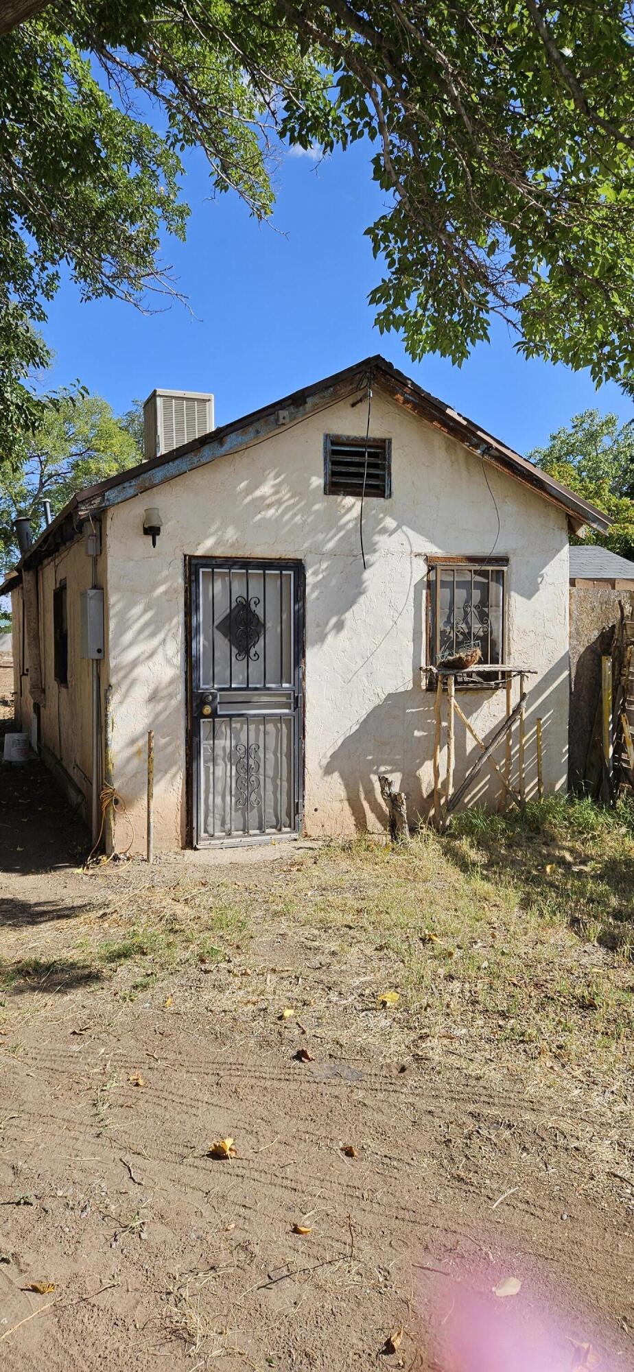 1635 FIVE POINTS Road SW
