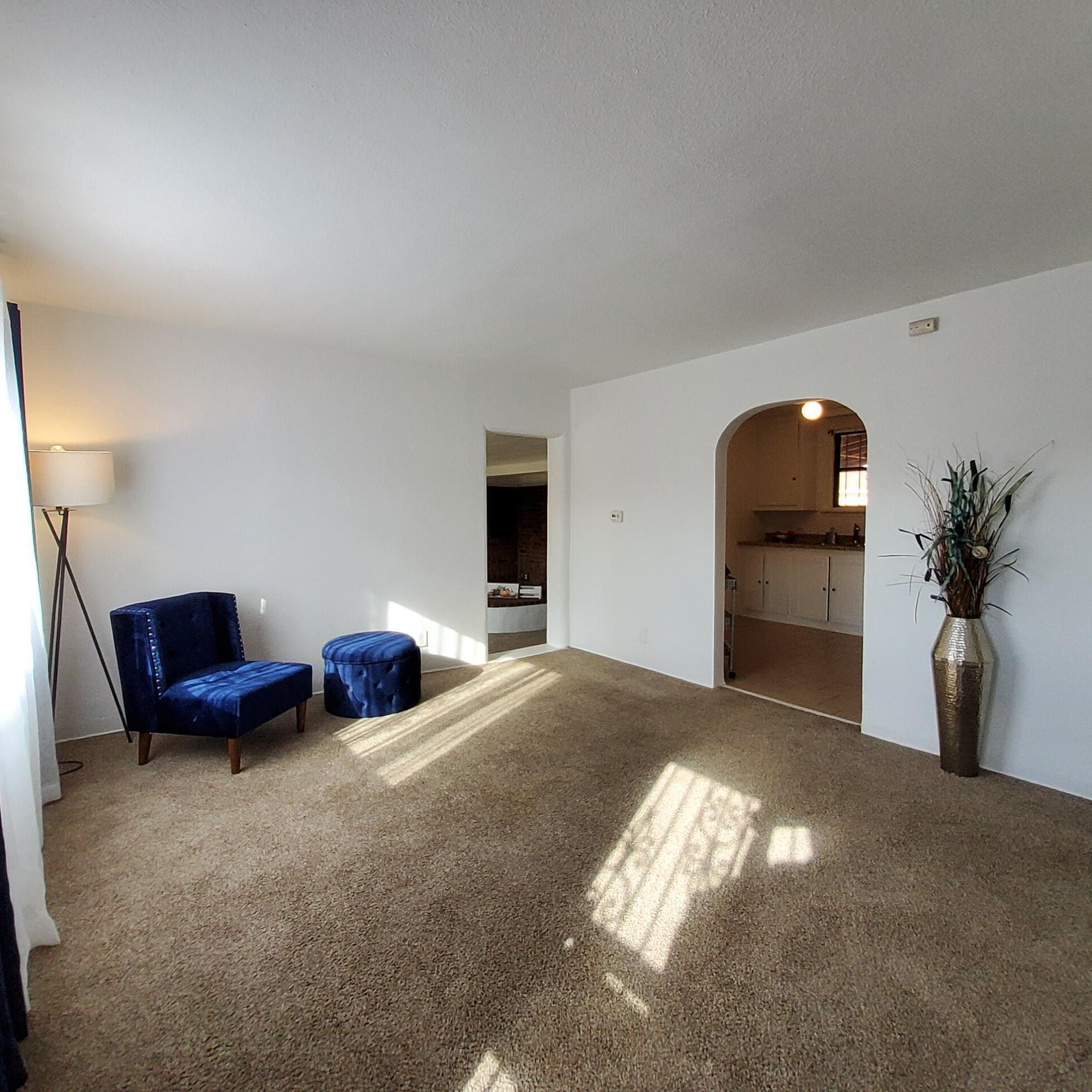 426 DOLORES Drive NW