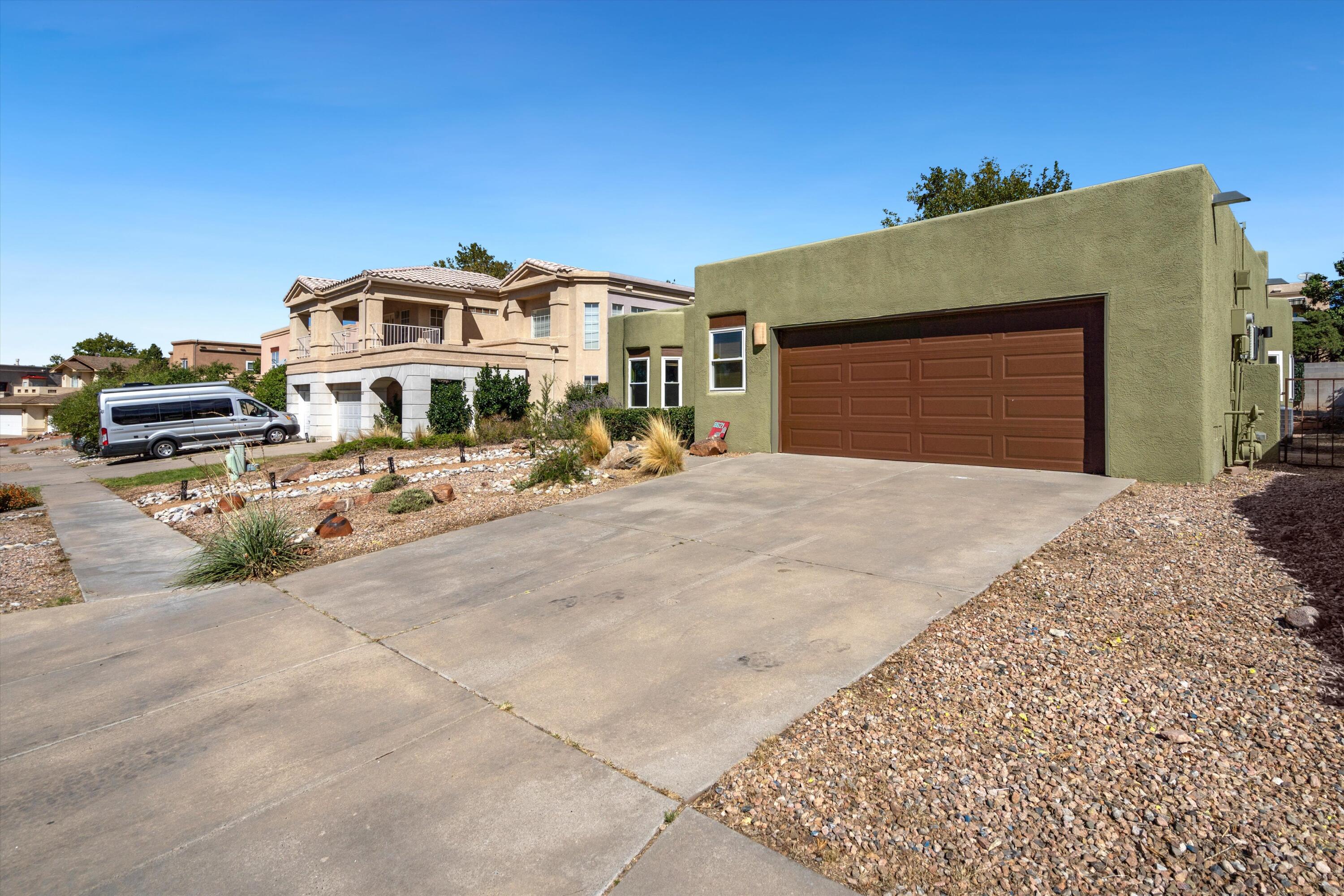 8621 NAPA VALLEY Road NE