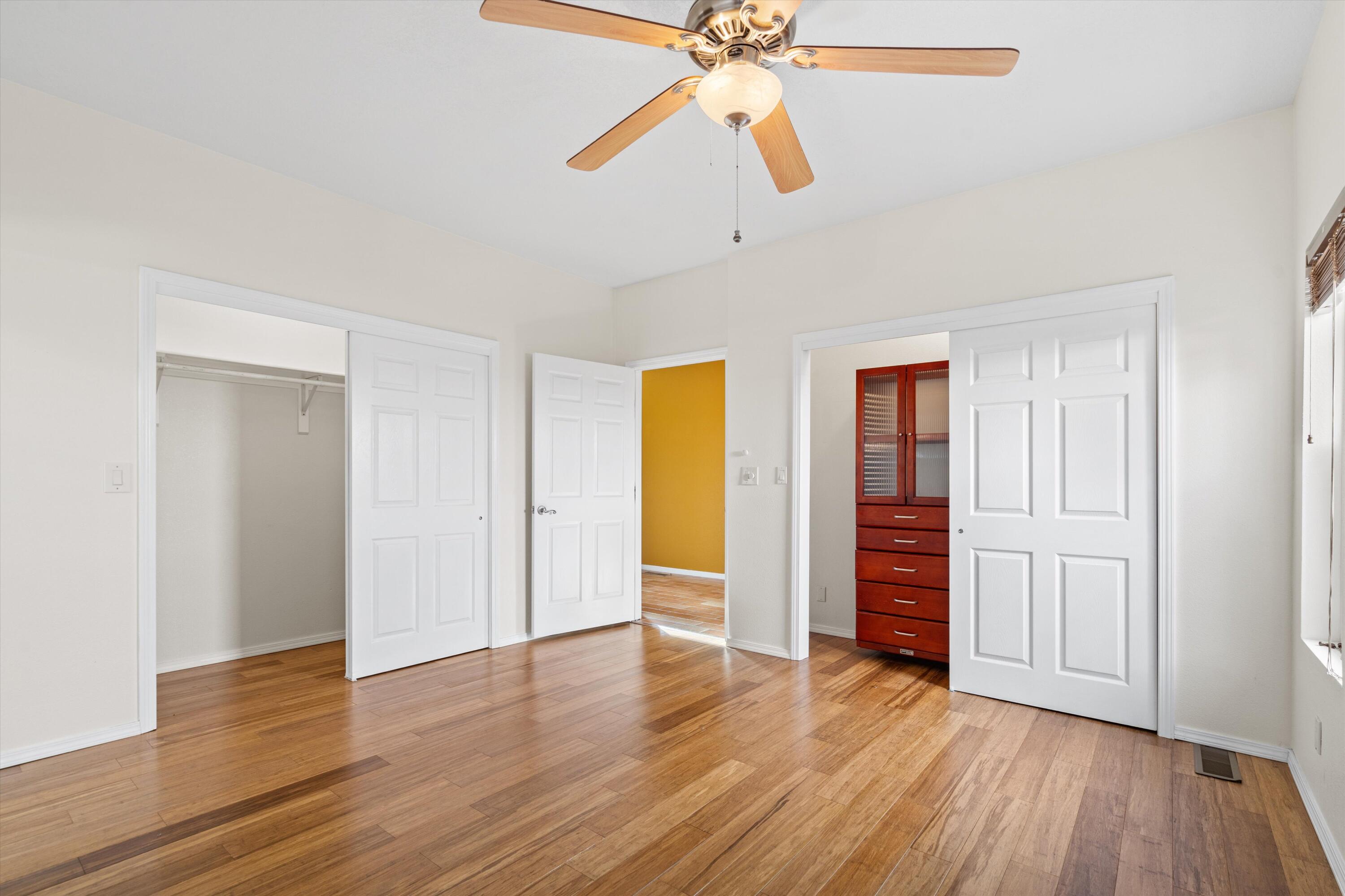 8621 NAPA VALLEY Road NE