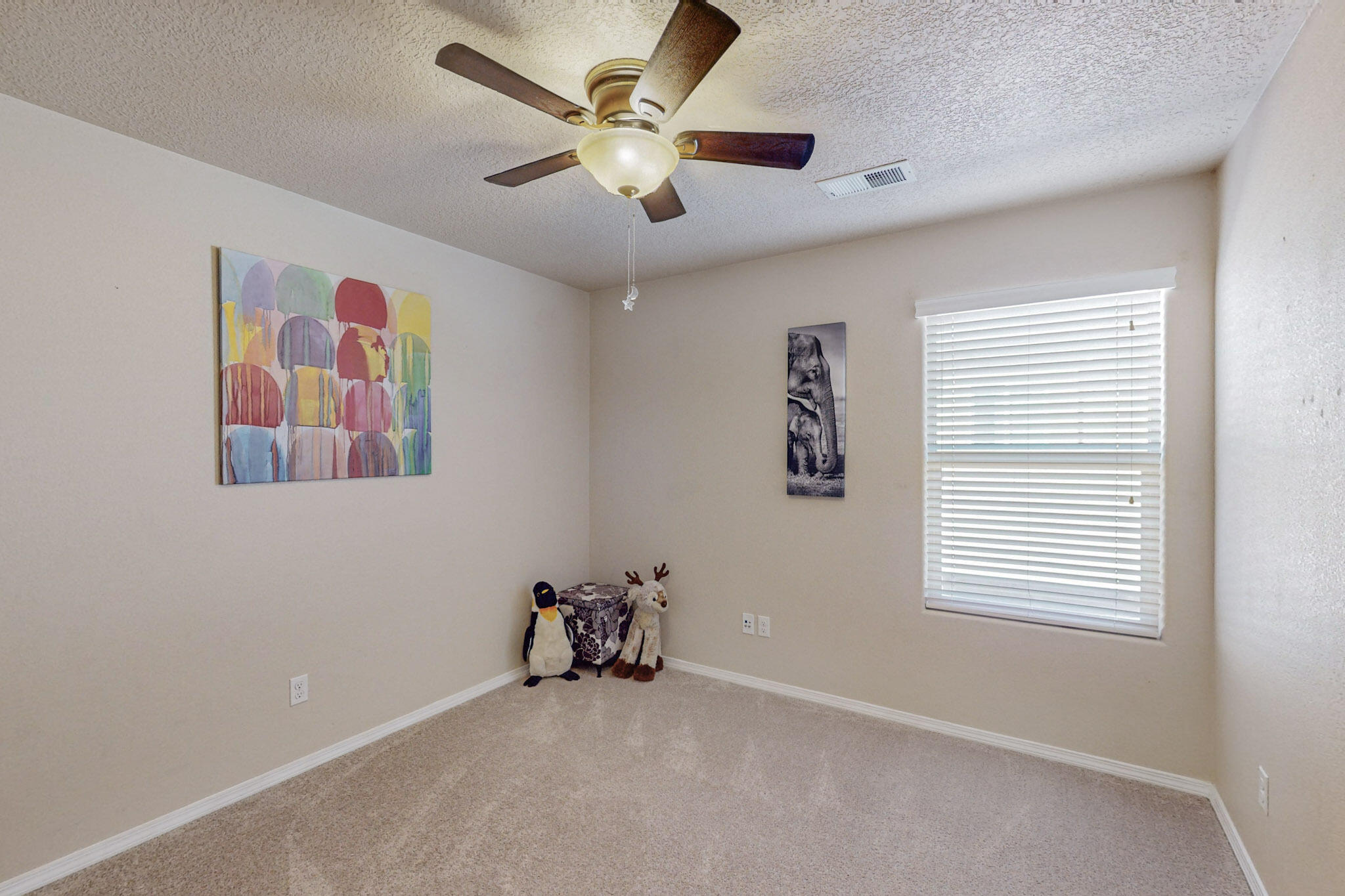 3818 CHOLLA Drive NE