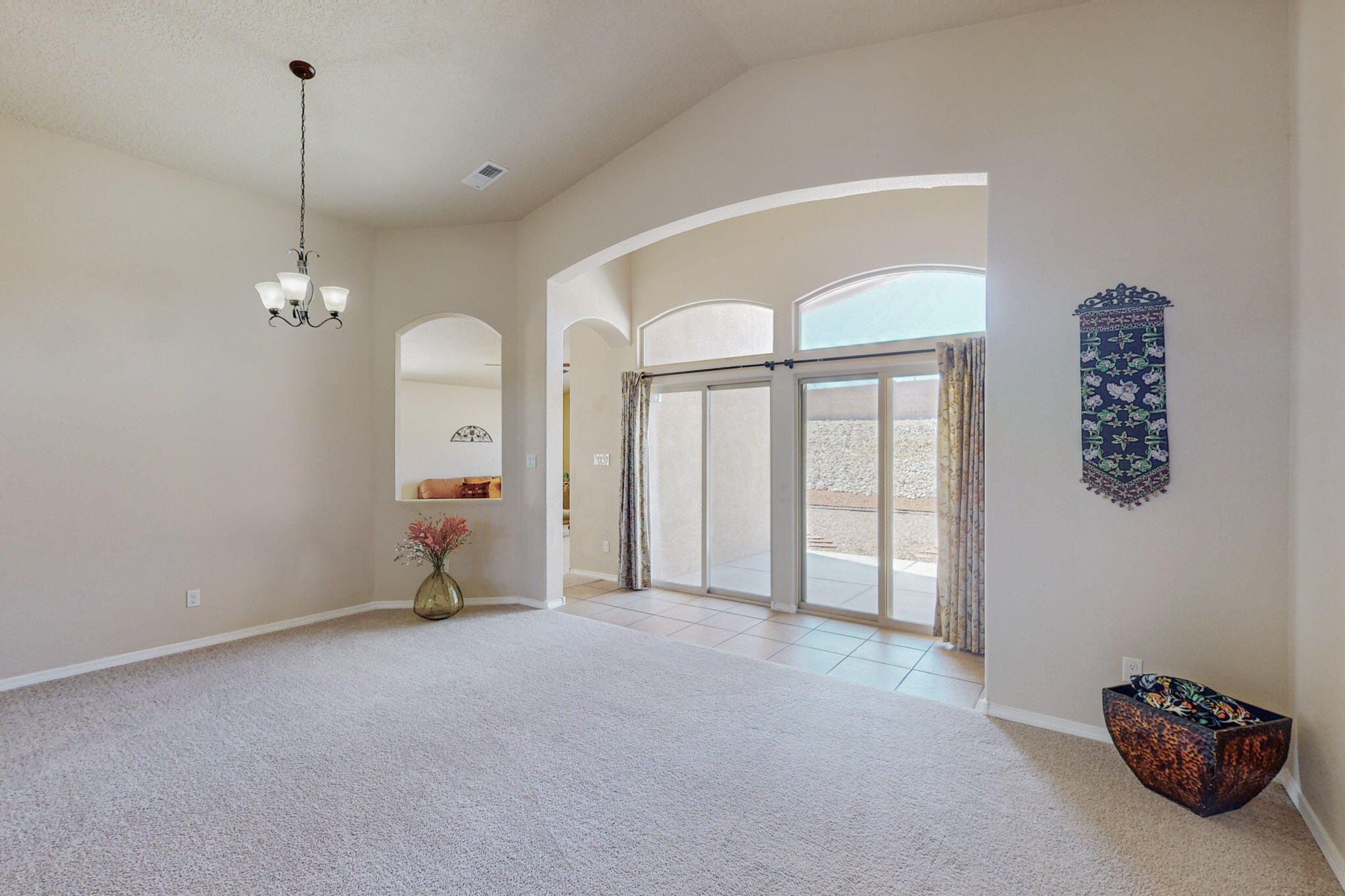 3818 CHOLLA Drive NE