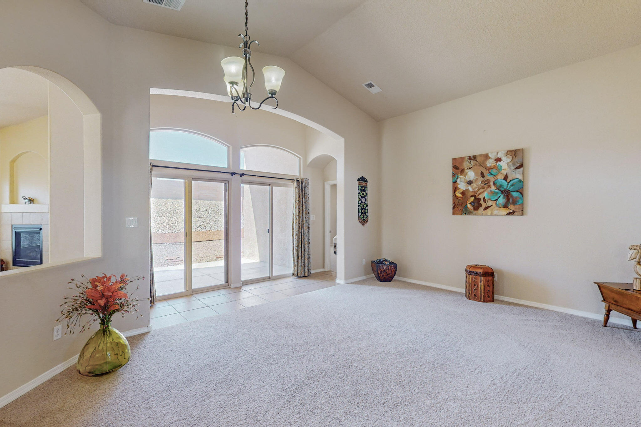 3818 CHOLLA Drive NE