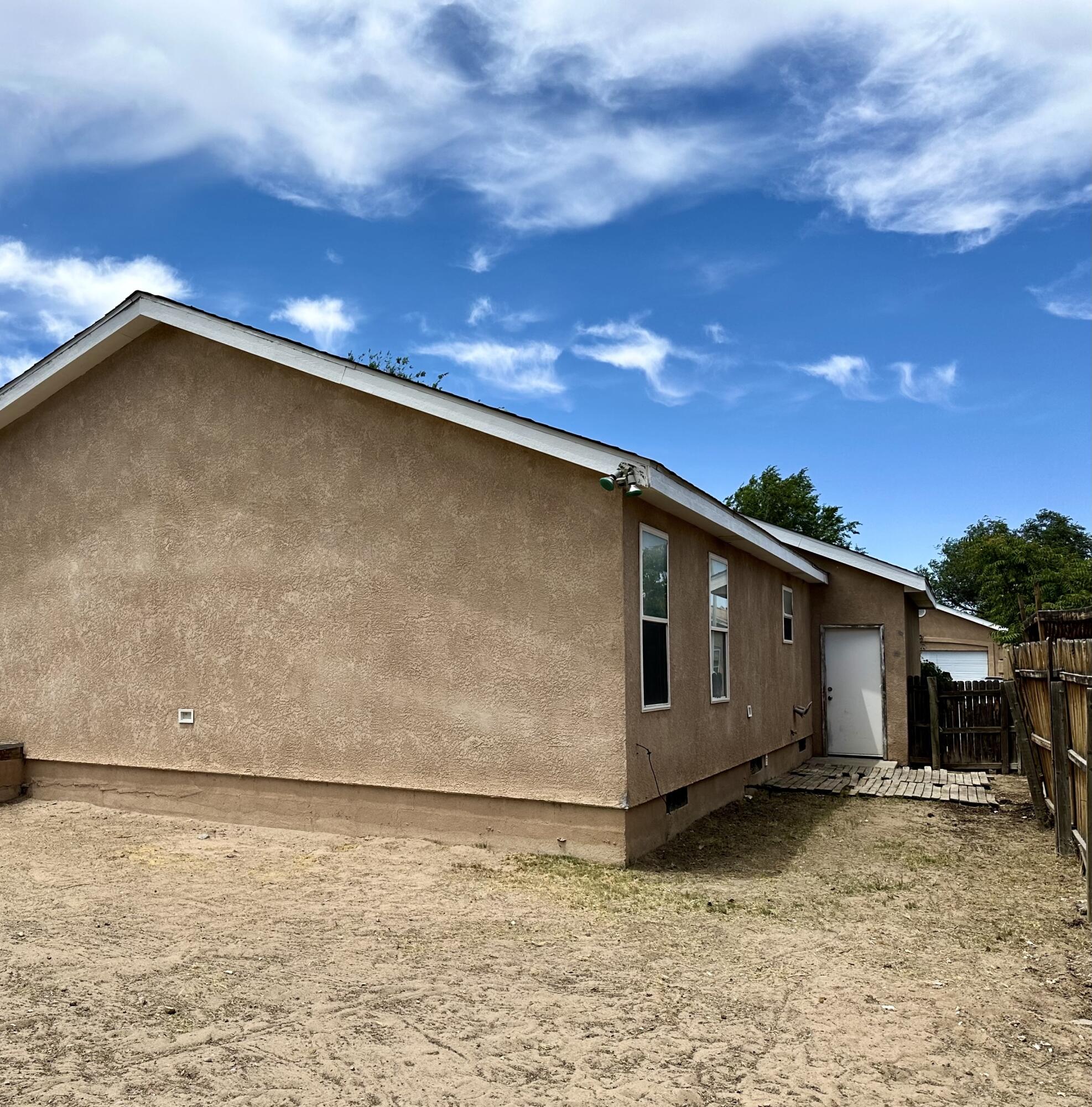 8842 ODIN Road