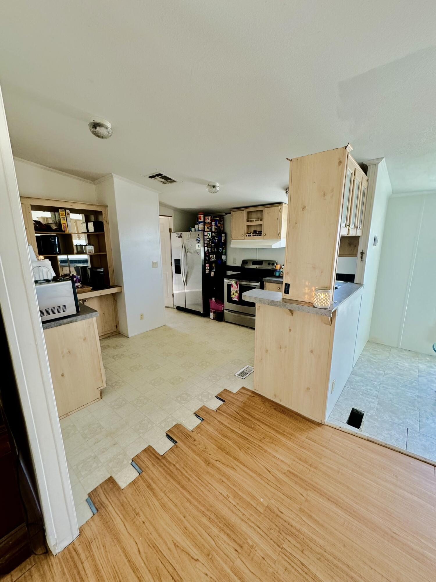 831 4 TH Street SW