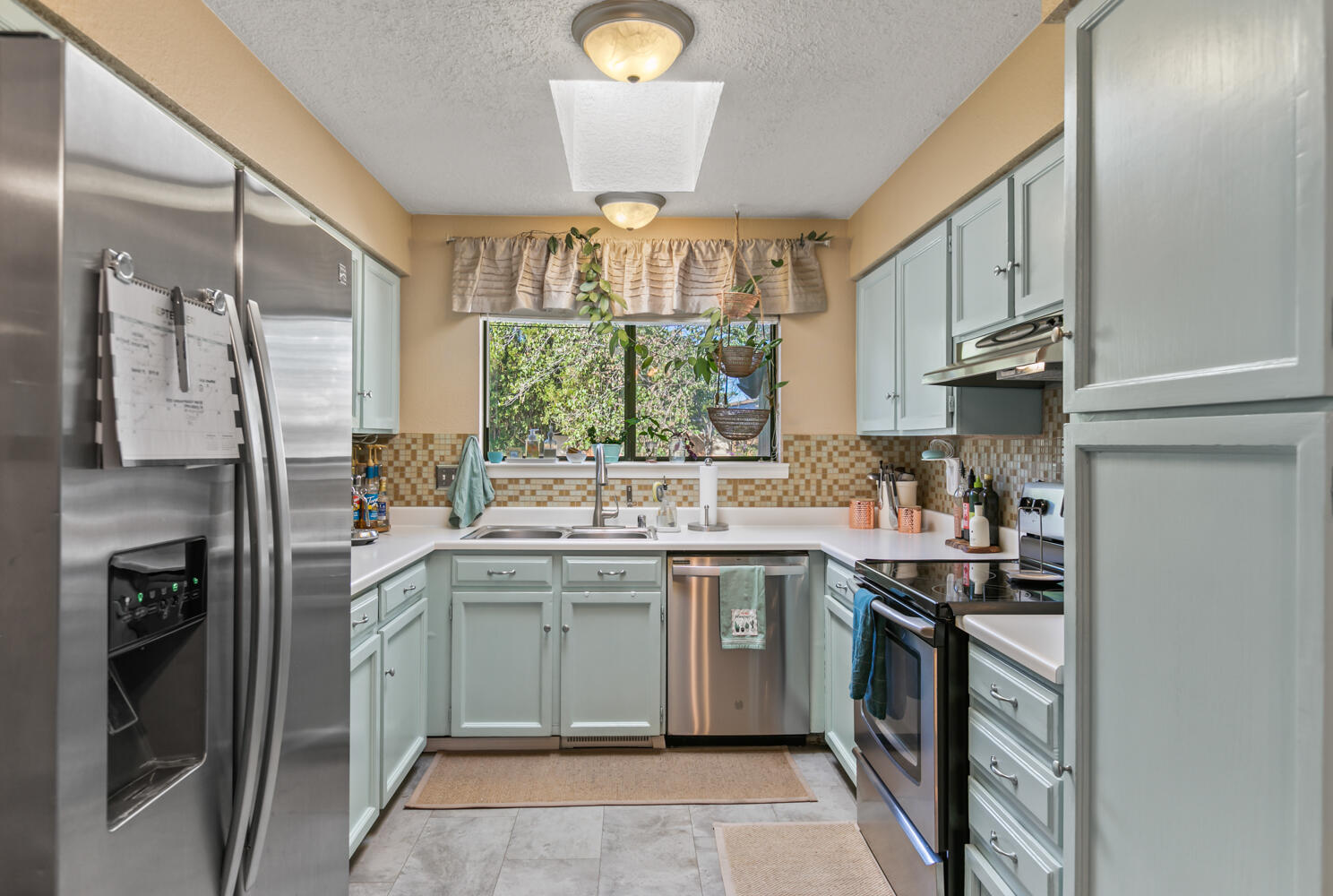 7349 TICONDEROGA Road NE