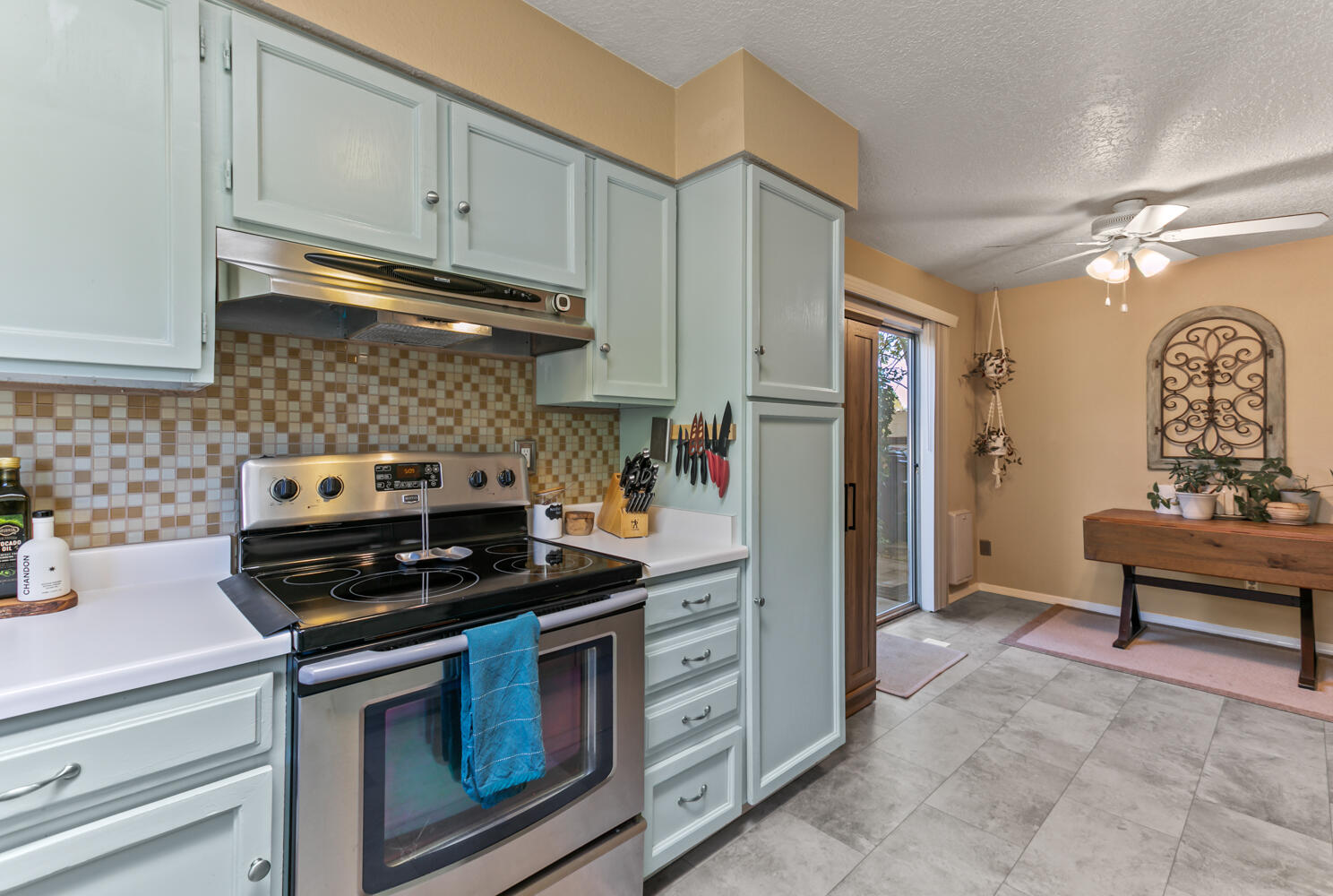 7349 TICONDEROGA Road NE