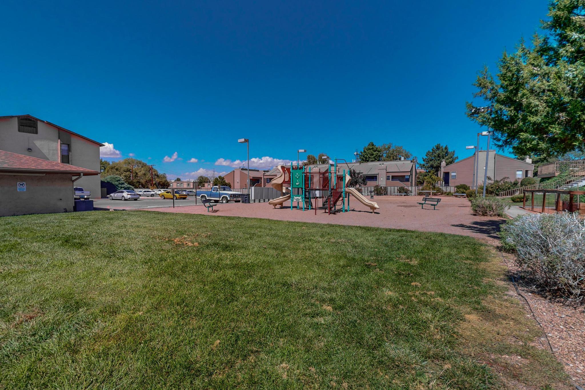 3853 MONTGOMERY Boulevard NE 1005