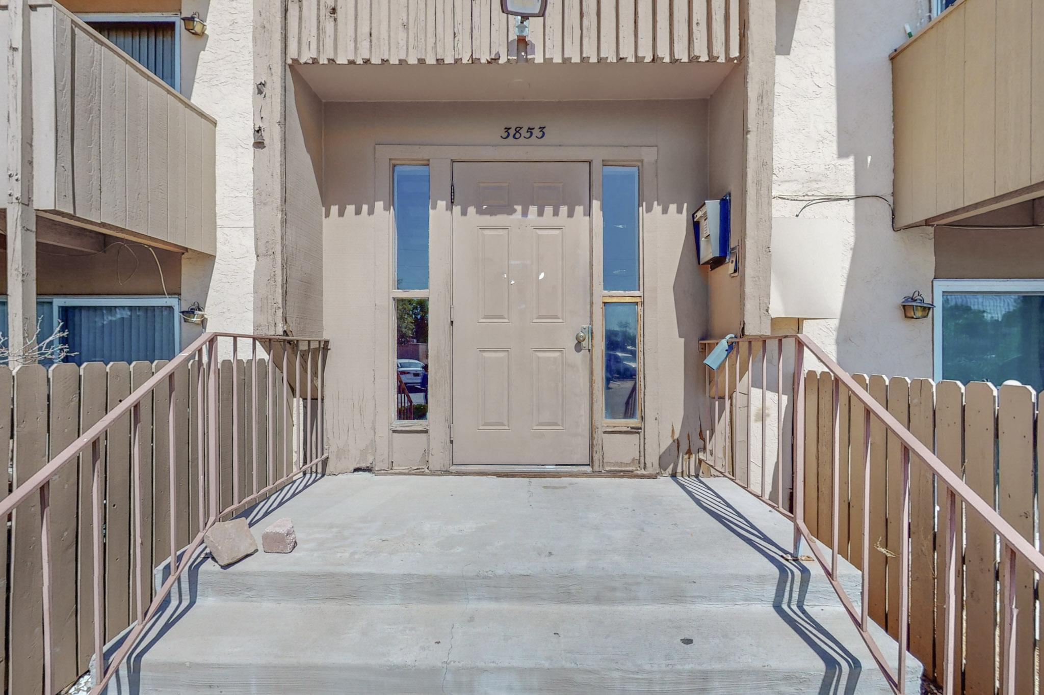 3853 MONTGOMERY Boulevard NE 1005