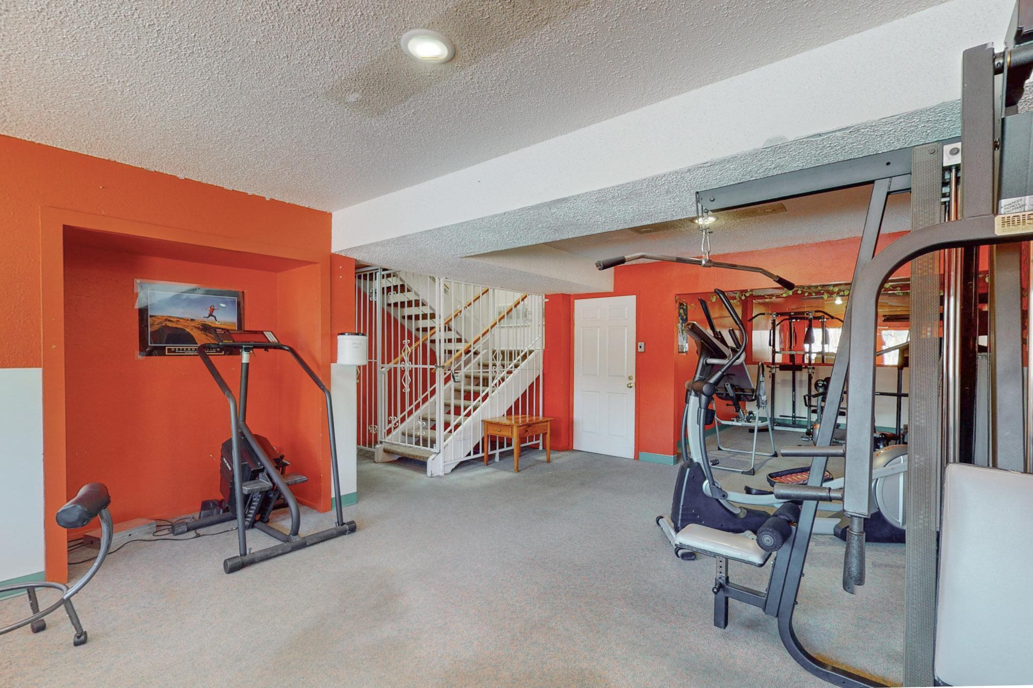 3853 MONTGOMERY Boulevard NE 1005