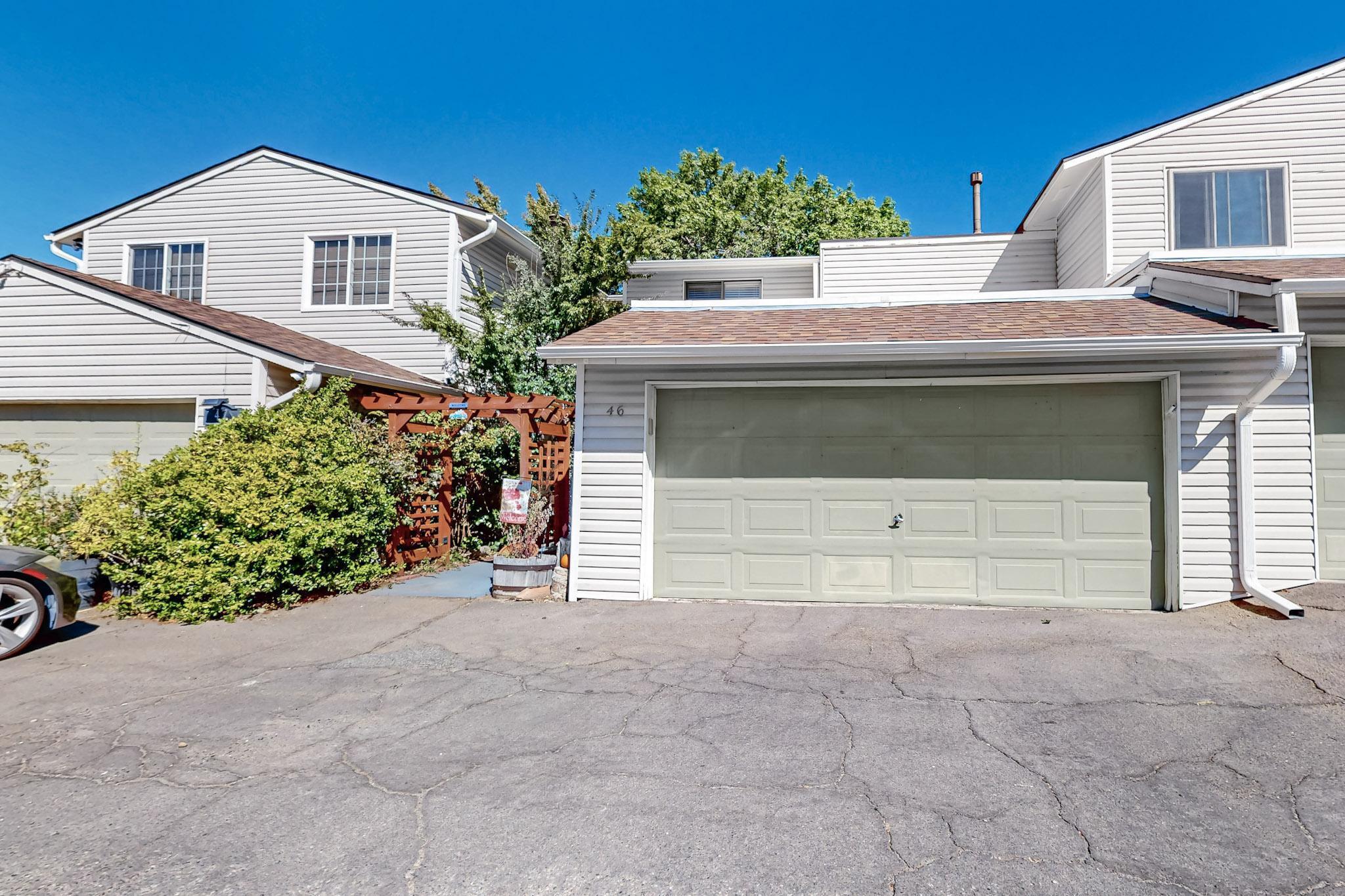 46 WESTLAKE Drive NE
