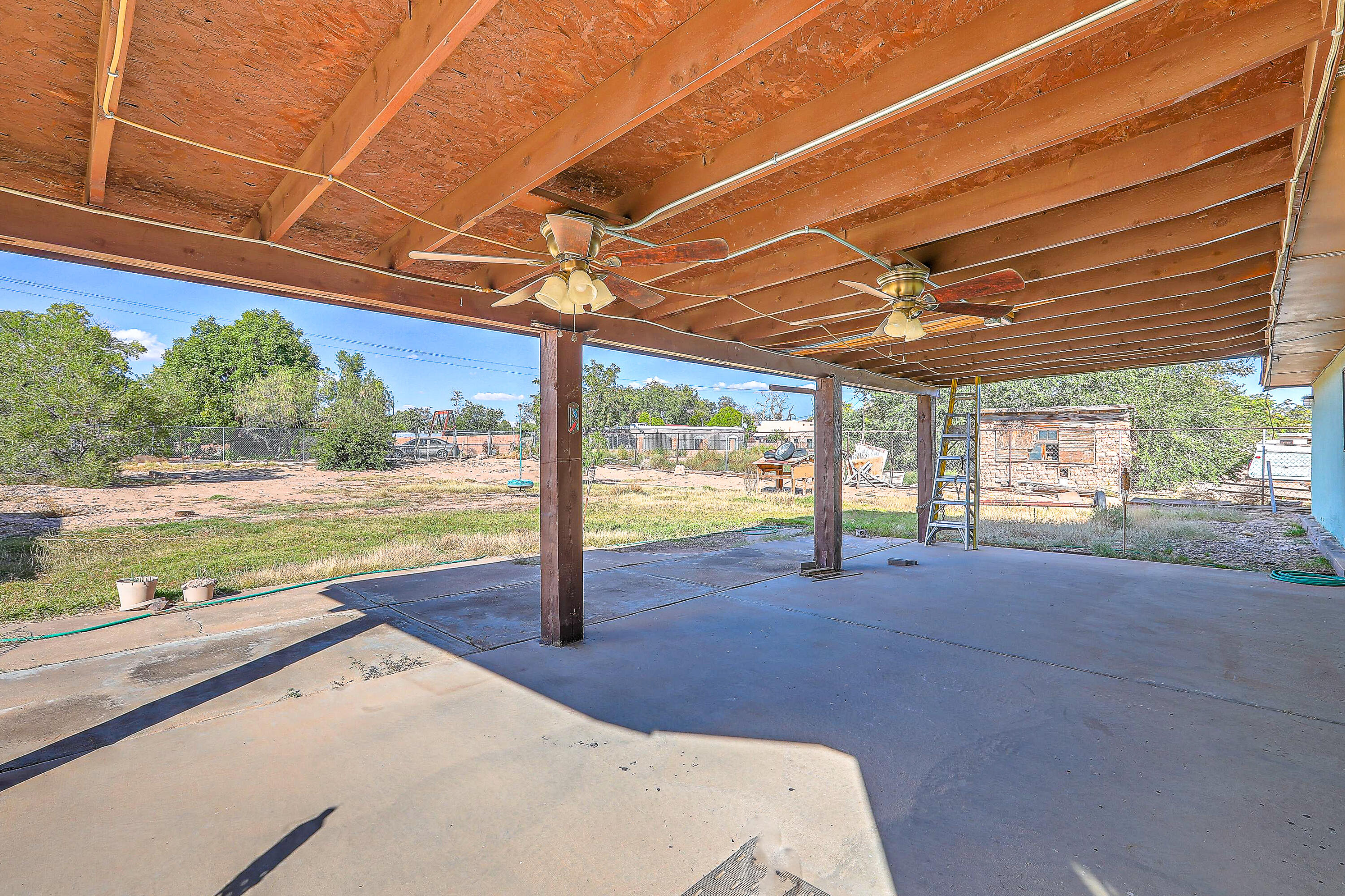 3123 AMALIA Road SW
